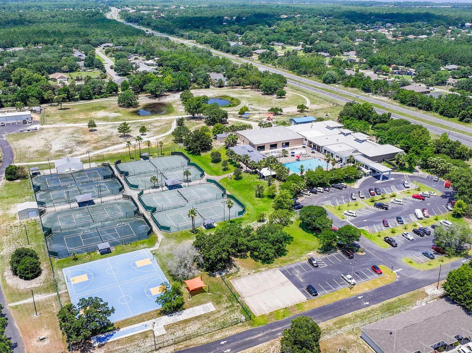 HOLLEY BY THE SEA - Residential