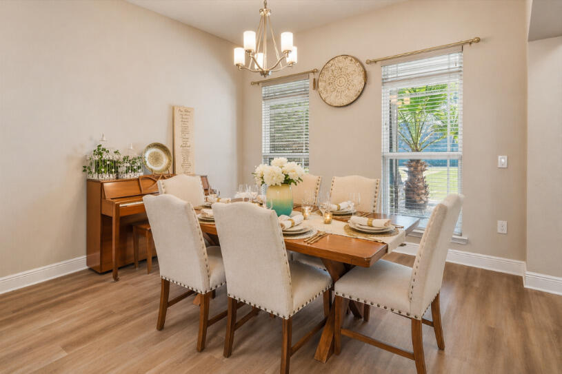 HOLLEY BY THE SEA - Residential