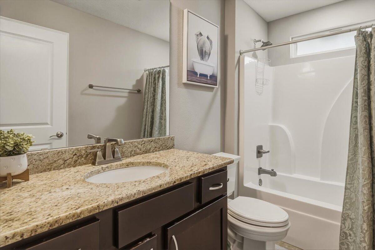 HOLLEY BY THE SEA - Residential