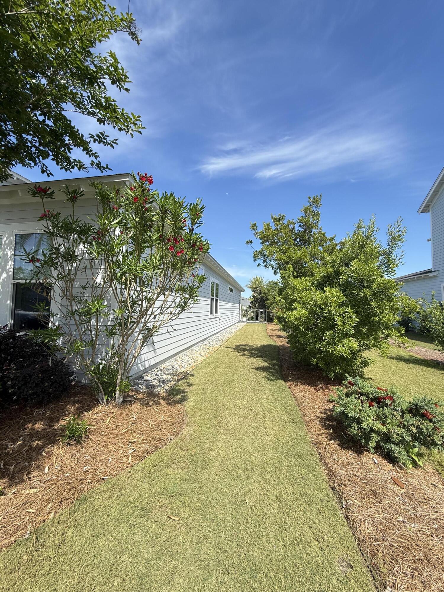 WATERSOUND ORIGINS - NATUREWALK - Residential