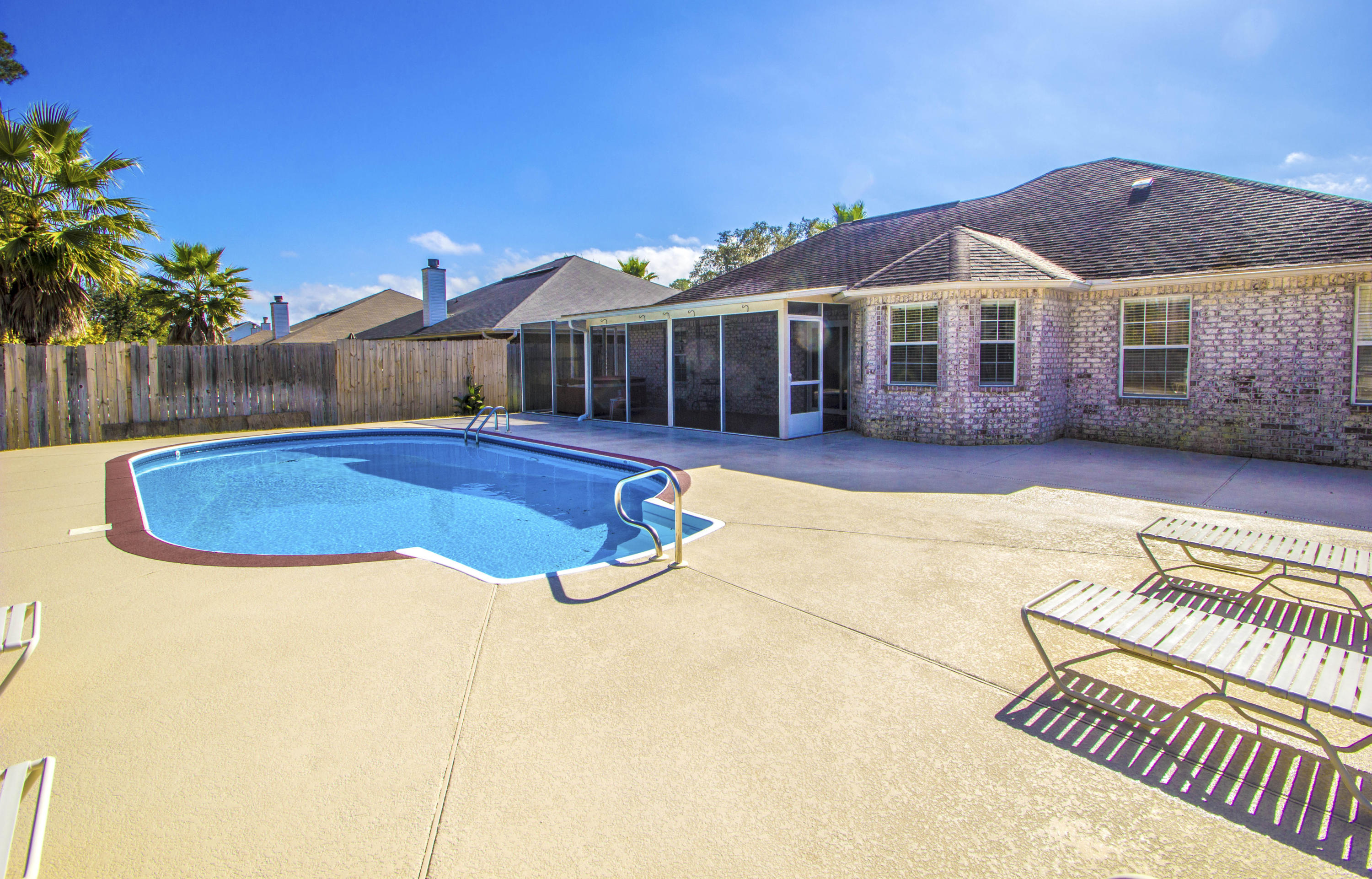 BRIGHTON OAKS - Residential