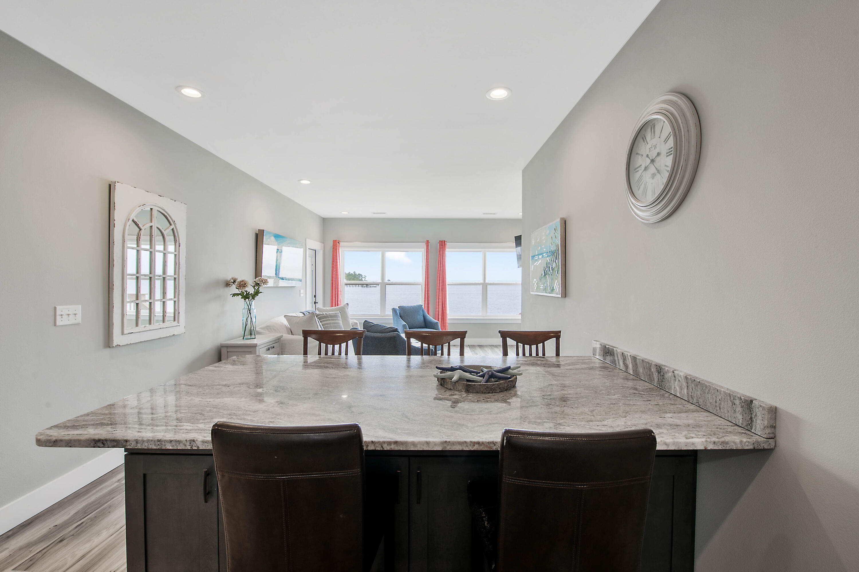 METES & BOUNDS - Residential Lease