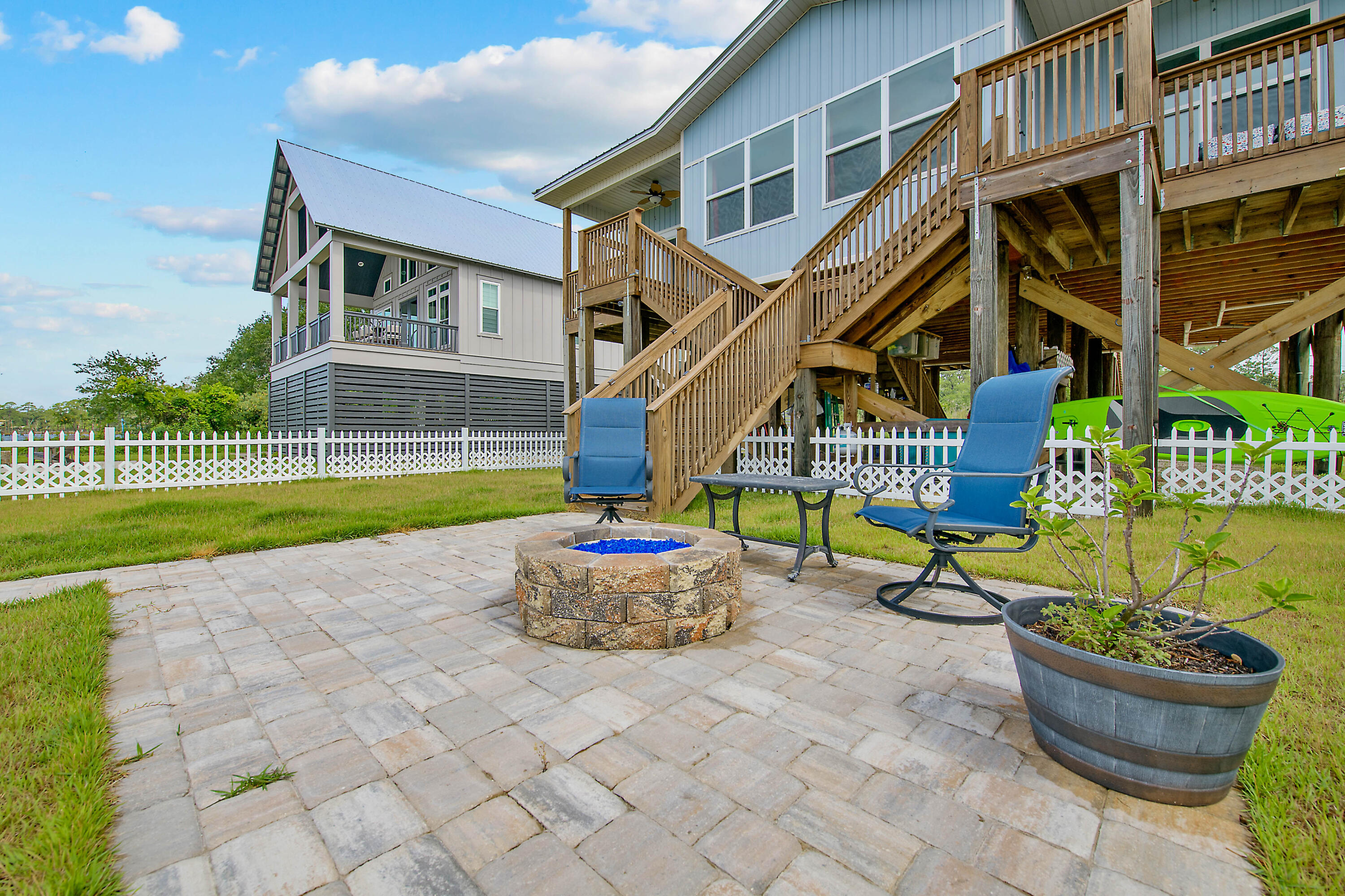 METES & BOUNDS - Residential Lease