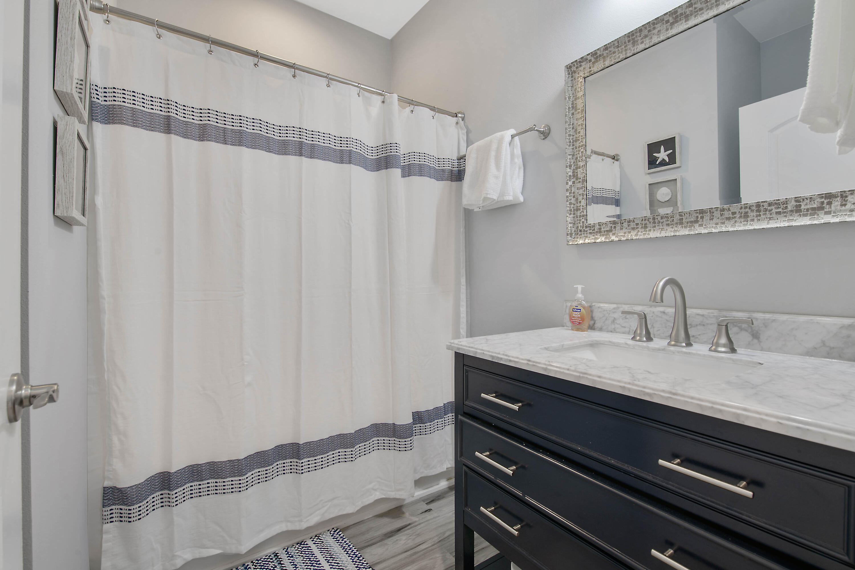 METES & BOUNDS - Residential Lease