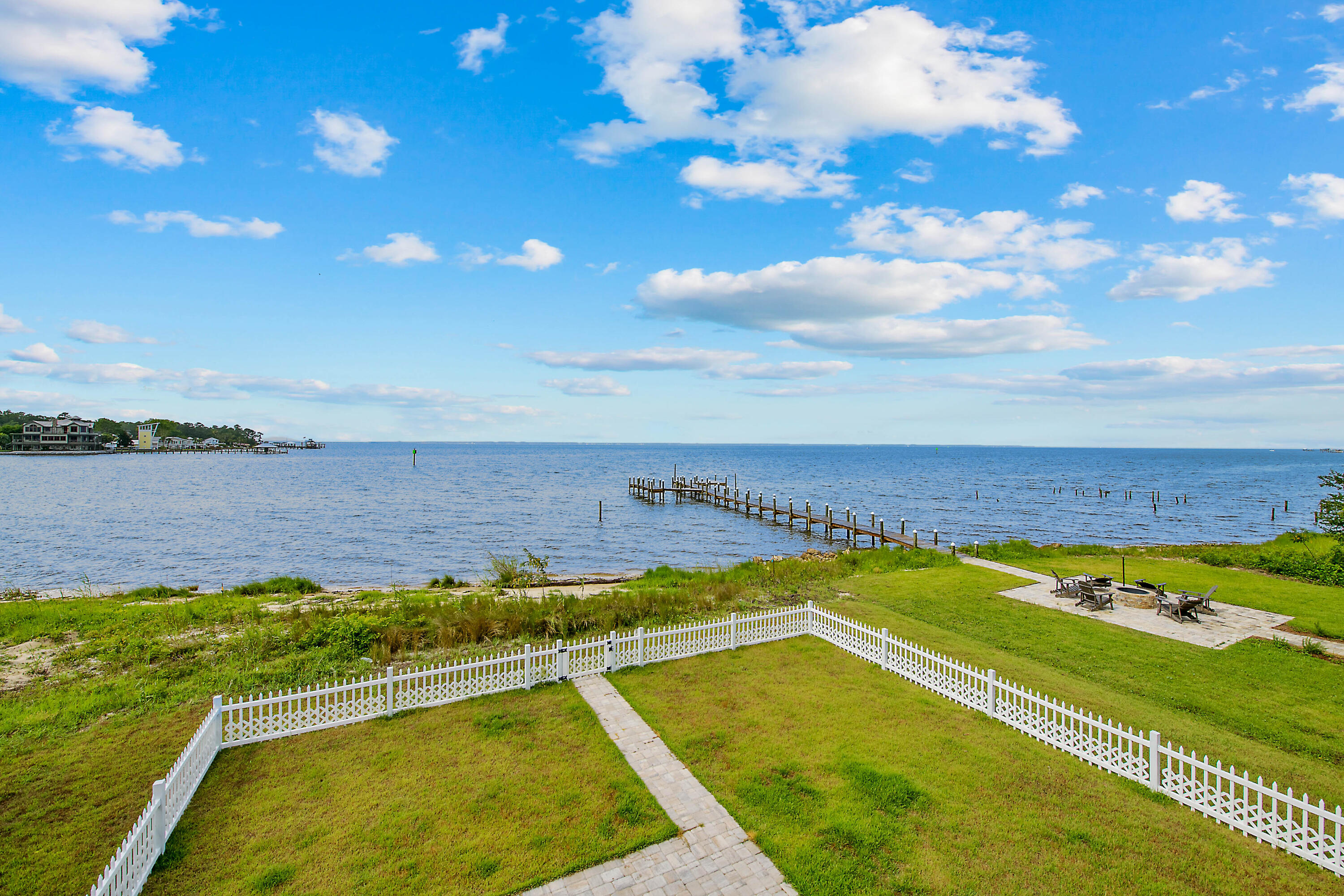 METES & BOUNDS - Residential Lease