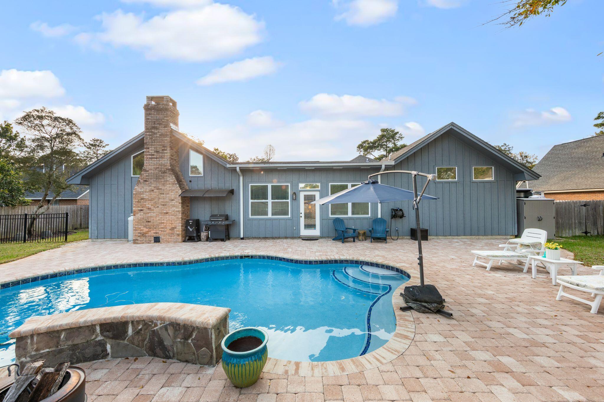 RAINTREE ESTATES - Residential