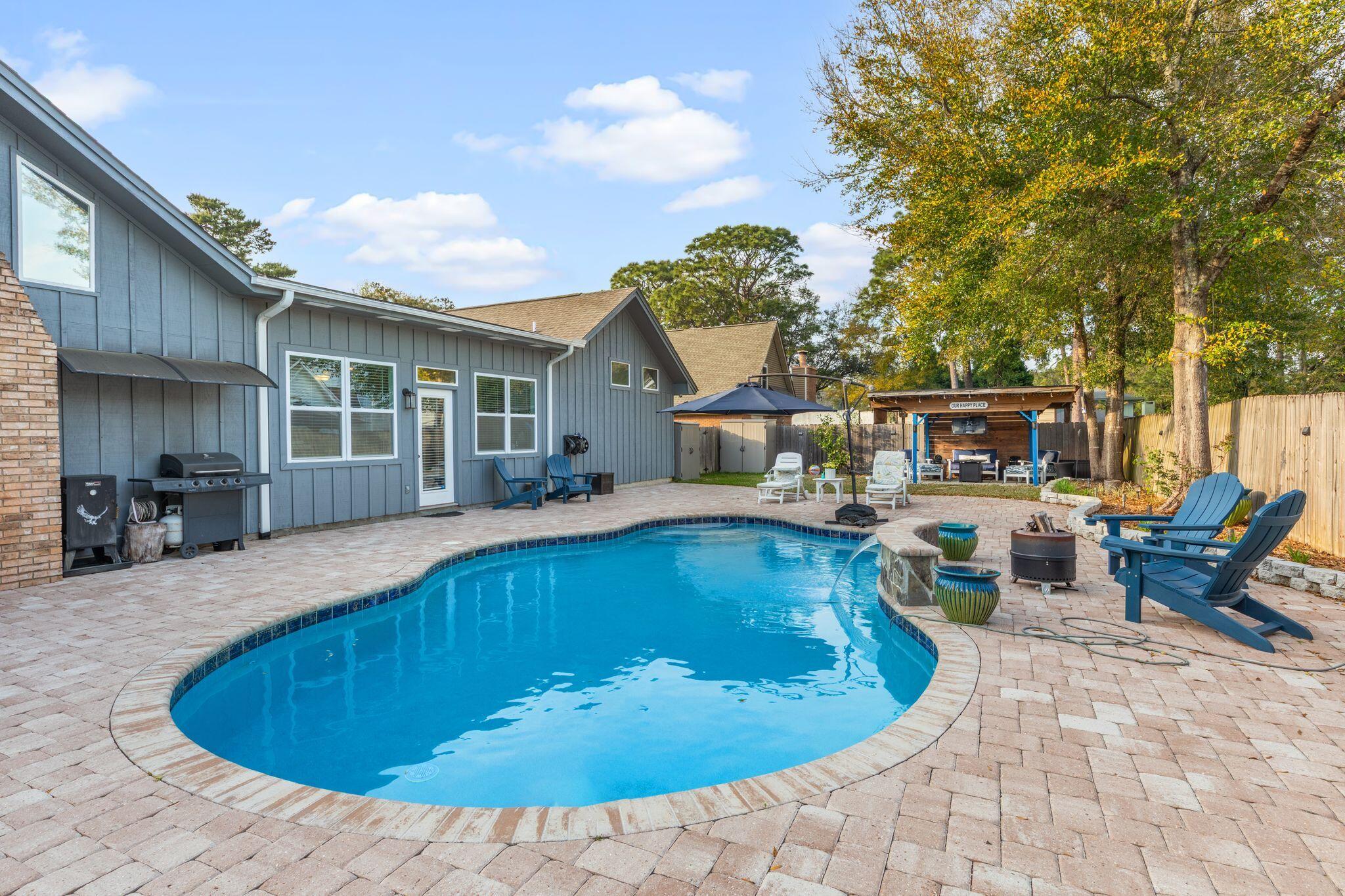 RAINTREE ESTATES - Residential