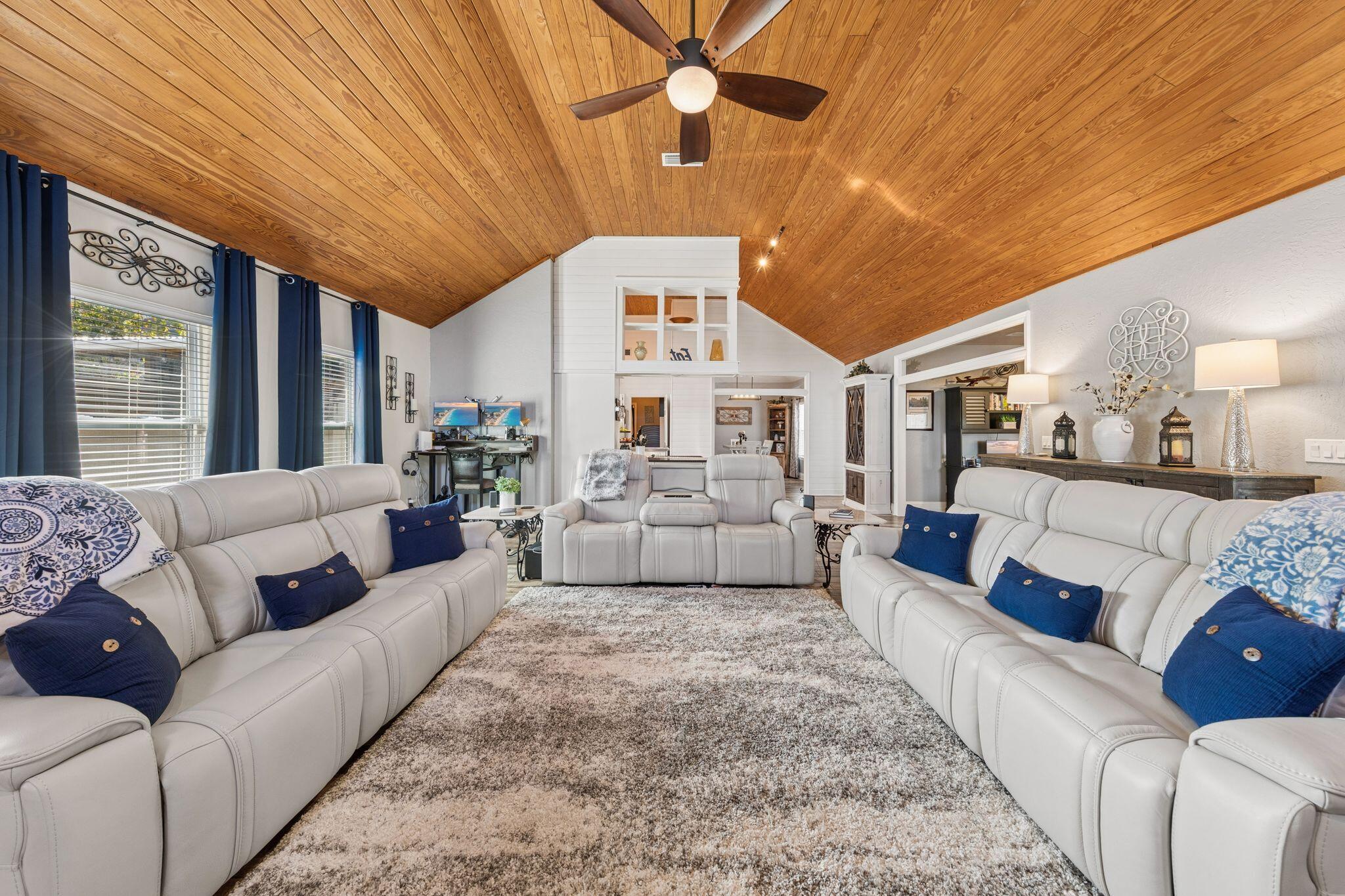 RAINTREE ESTATES - Residential