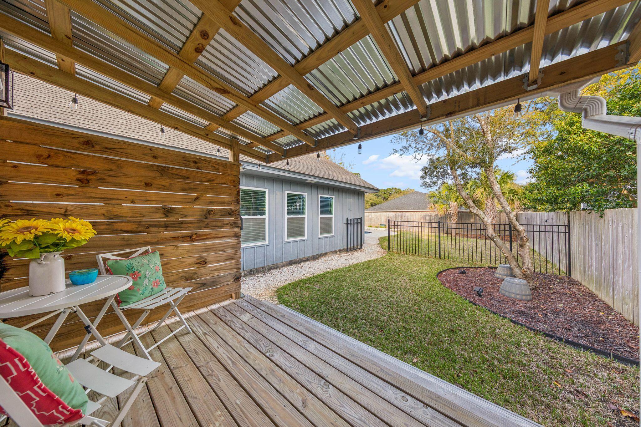 RAINTREE ESTATES - Residential