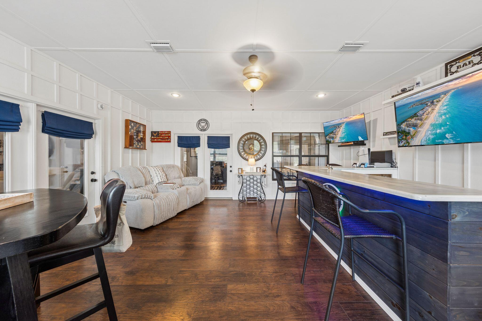 RAINTREE ESTATES - Residential