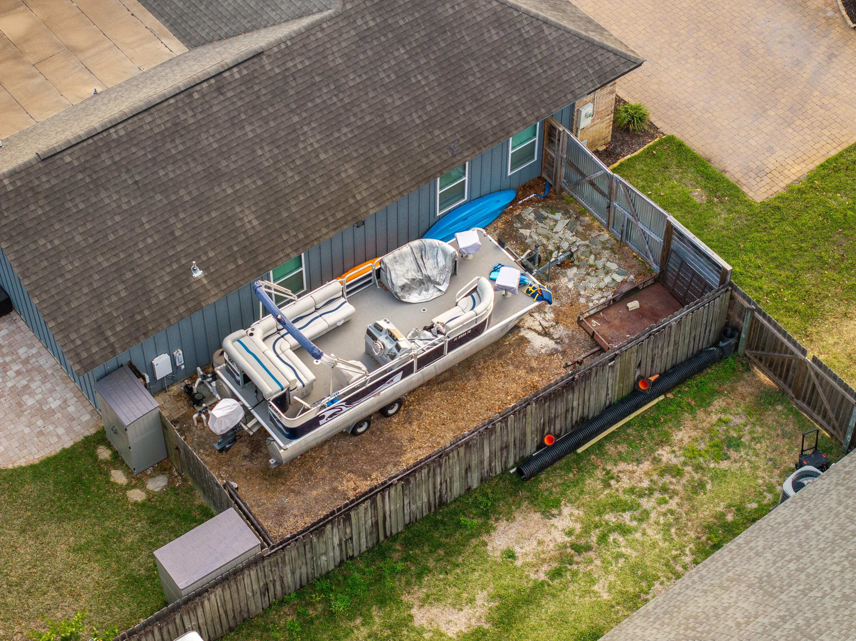 RAINTREE ESTATES - Residential