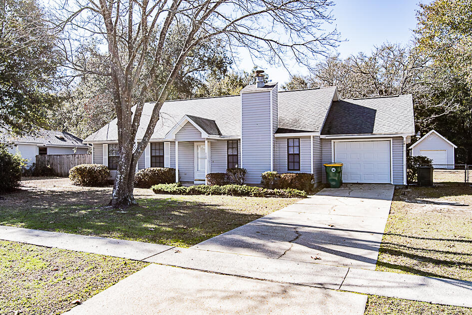 116 W Walker Circle