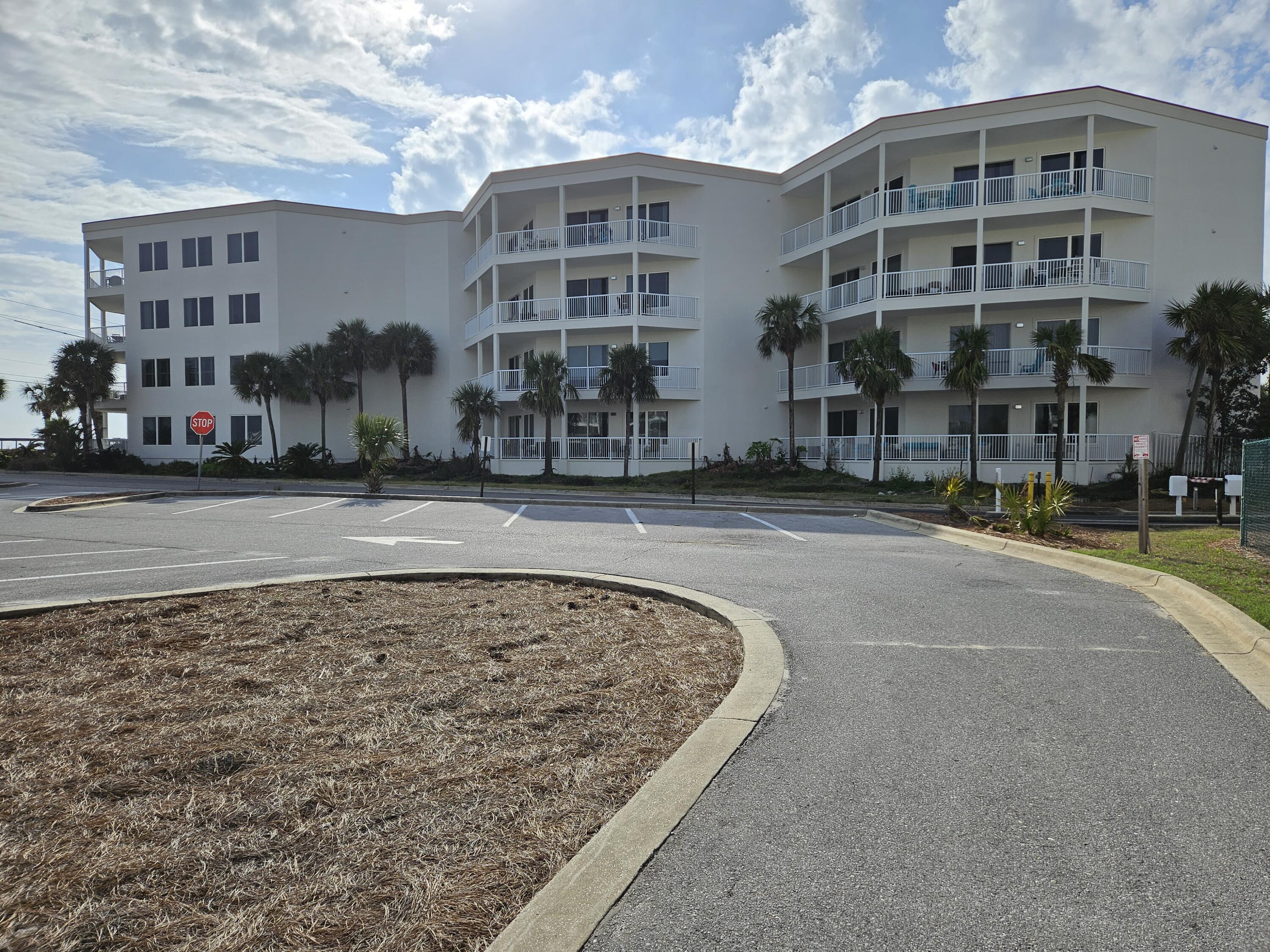 CRYSTAL VIEW CONDO - Residential