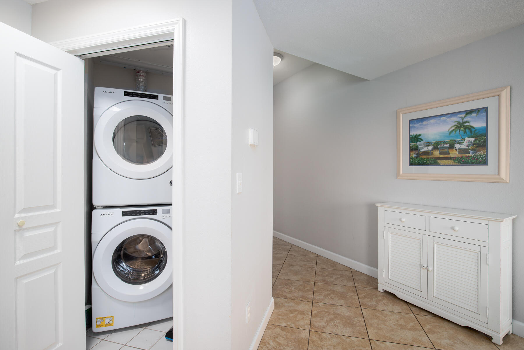 CRYSTAL VIEW CONDO - Residential