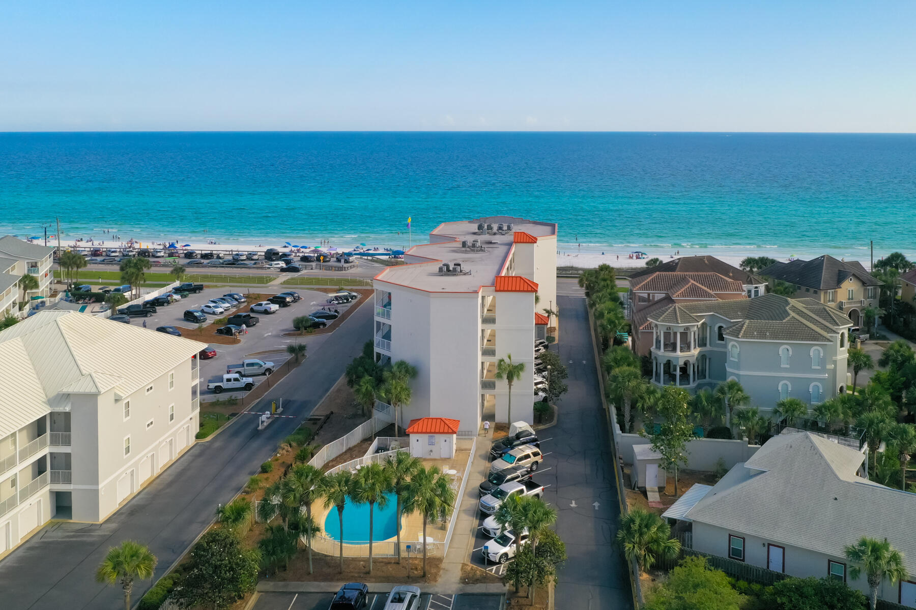 CRYSTAL VIEW CONDO - Residential