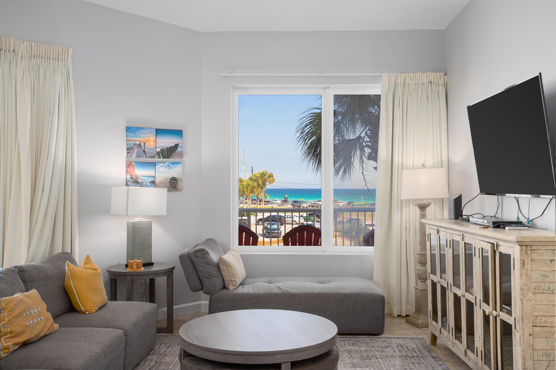 CRYSTAL VIEW CONDO - Residential