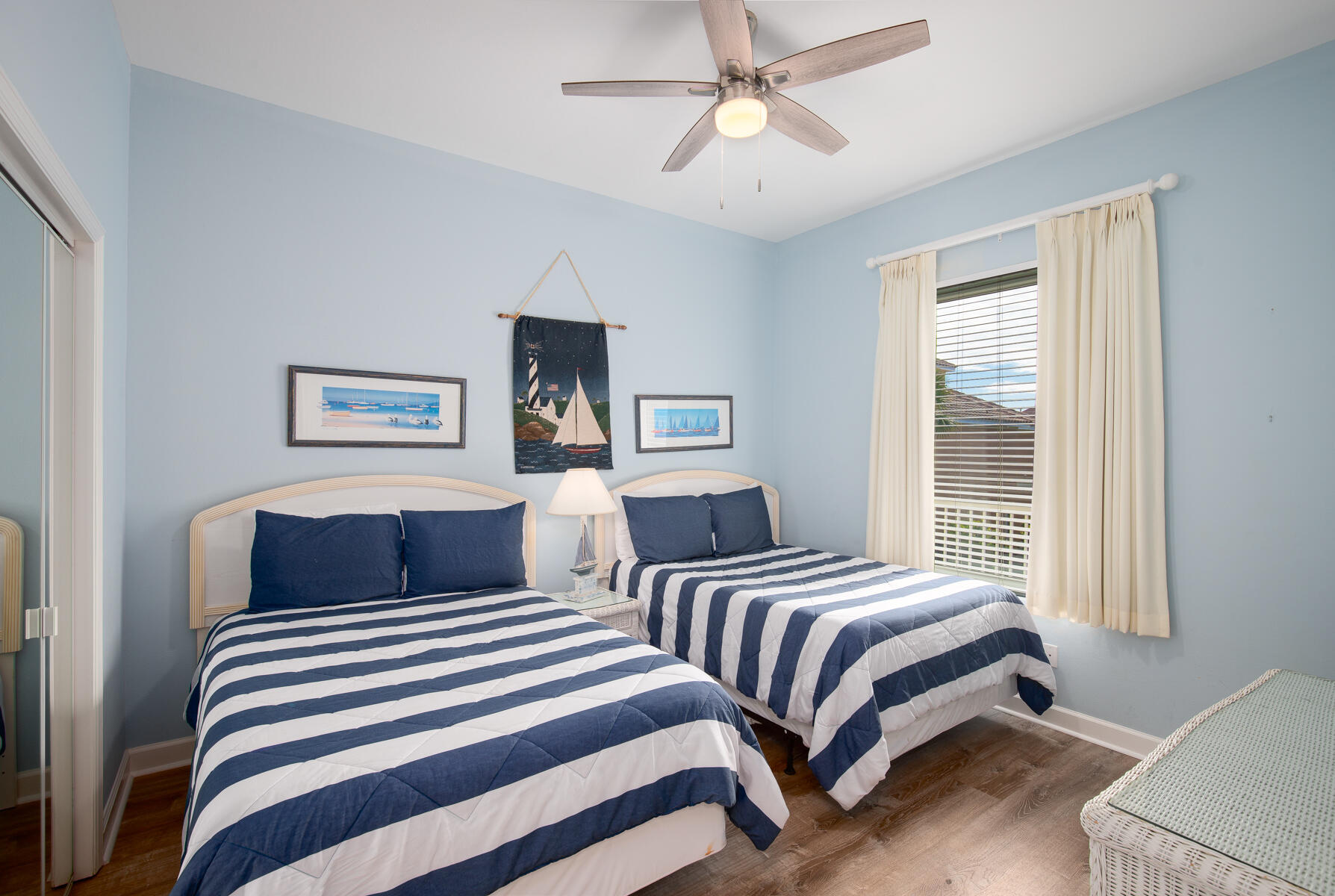 CRYSTAL VIEW CONDO - Residential