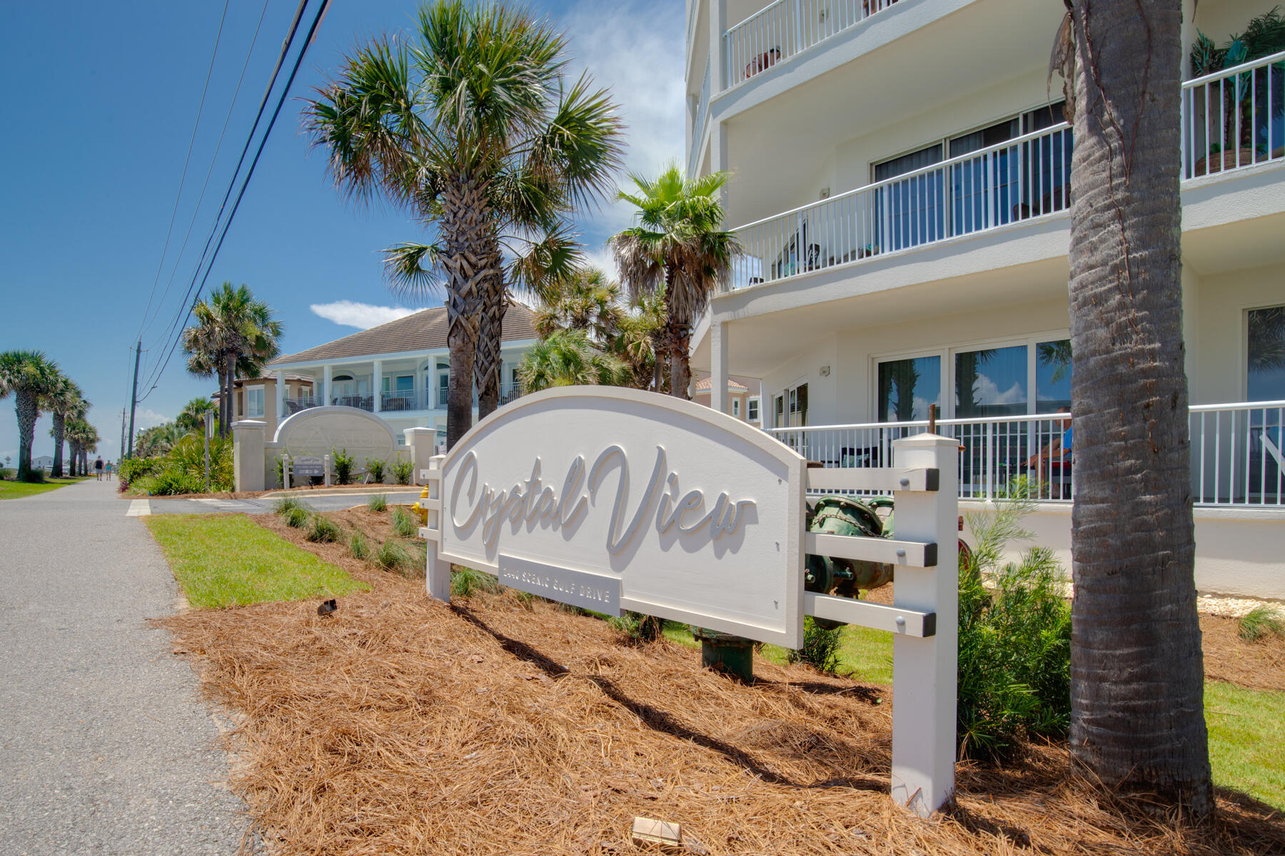 CRYSTAL VIEW CONDO - Residential