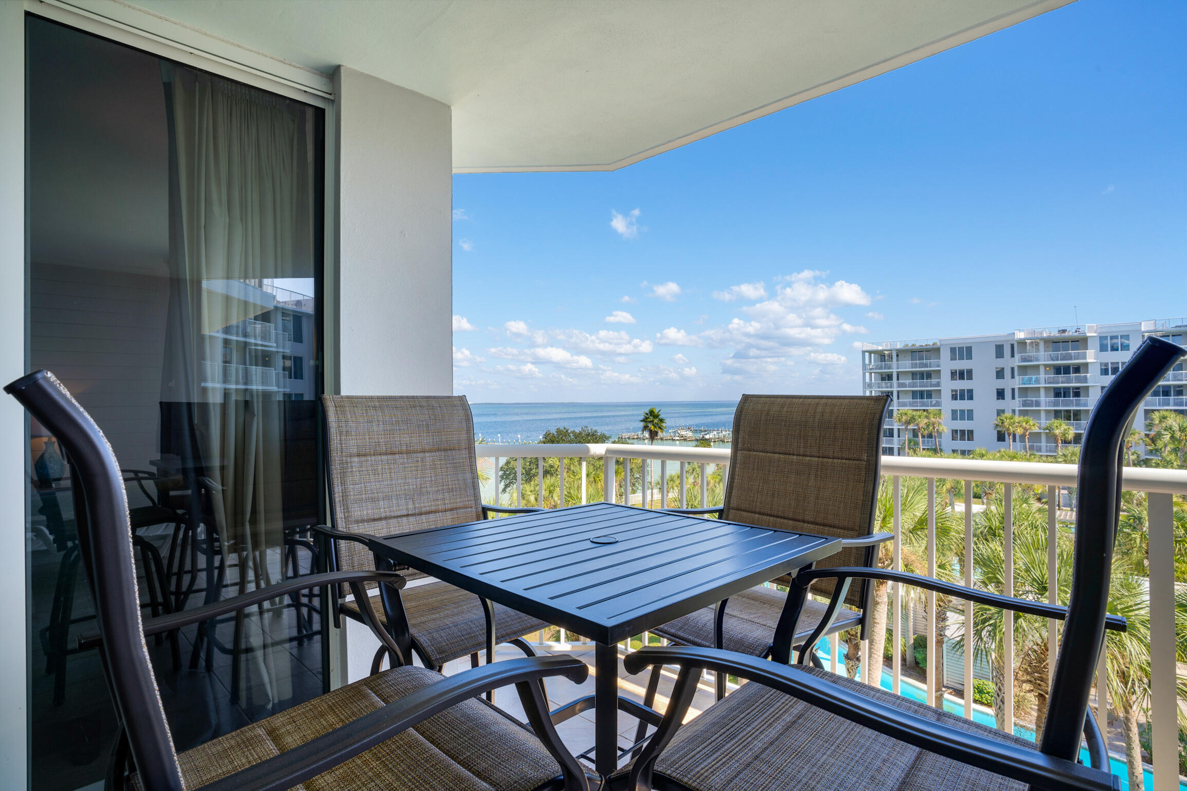 DESTIN WEST BEACH AND BAY RESORT - Residential