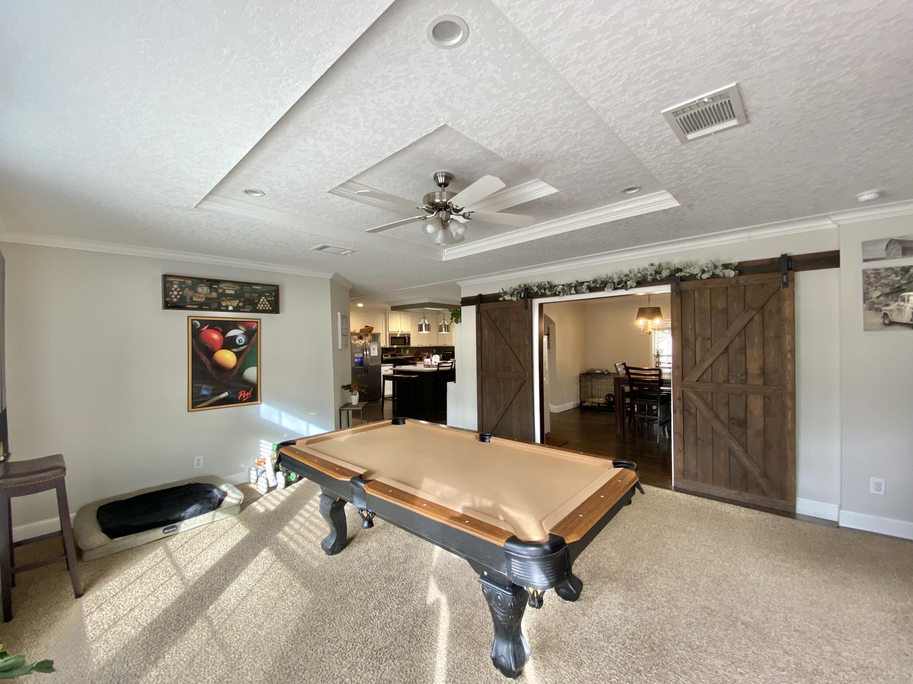 Juniper Lake Estates, Unit 6 of Oakwood Hills - Residential