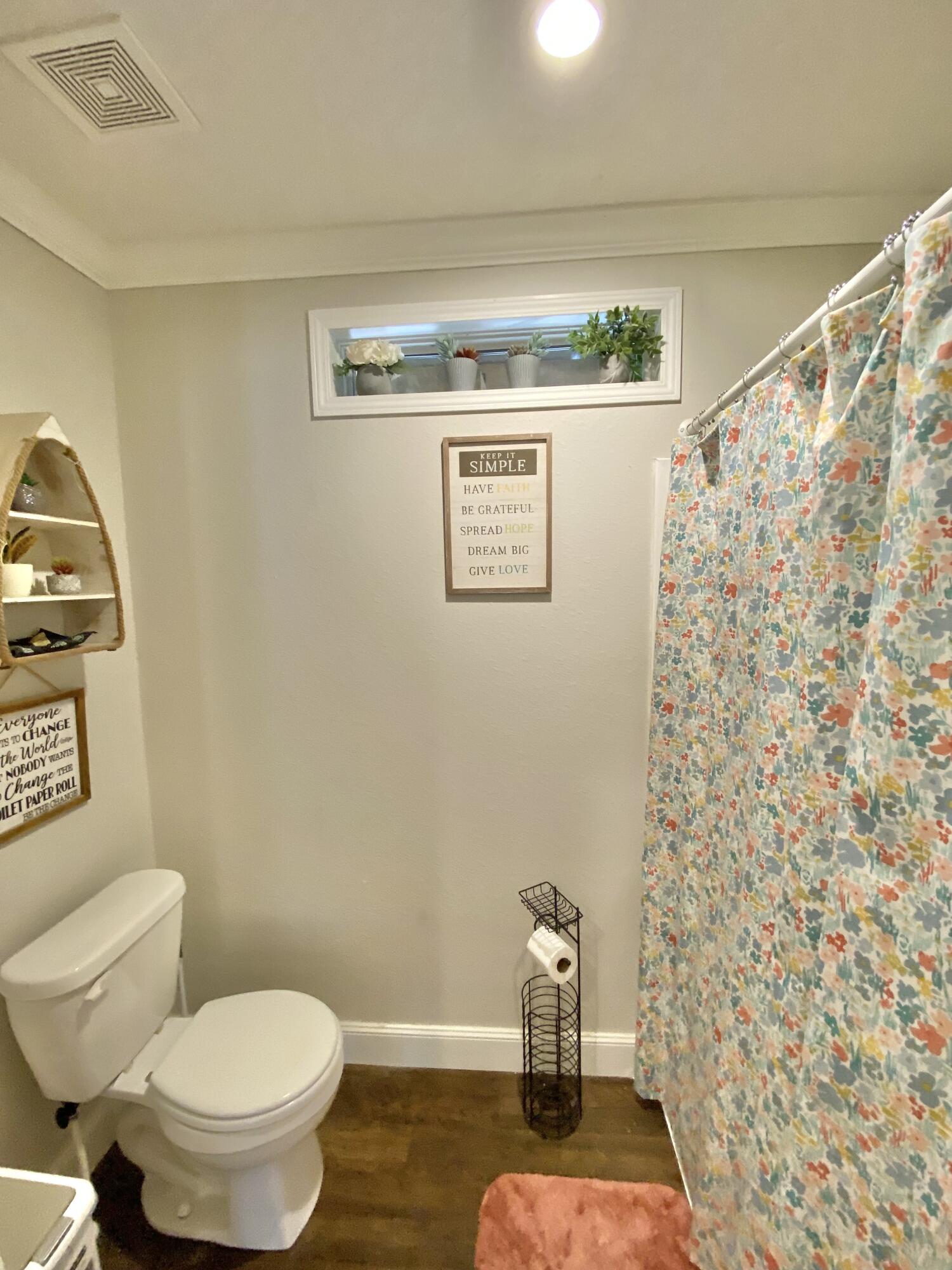 Juniper Lake Estates, Unit 6 of Oakwood Hills - Residential