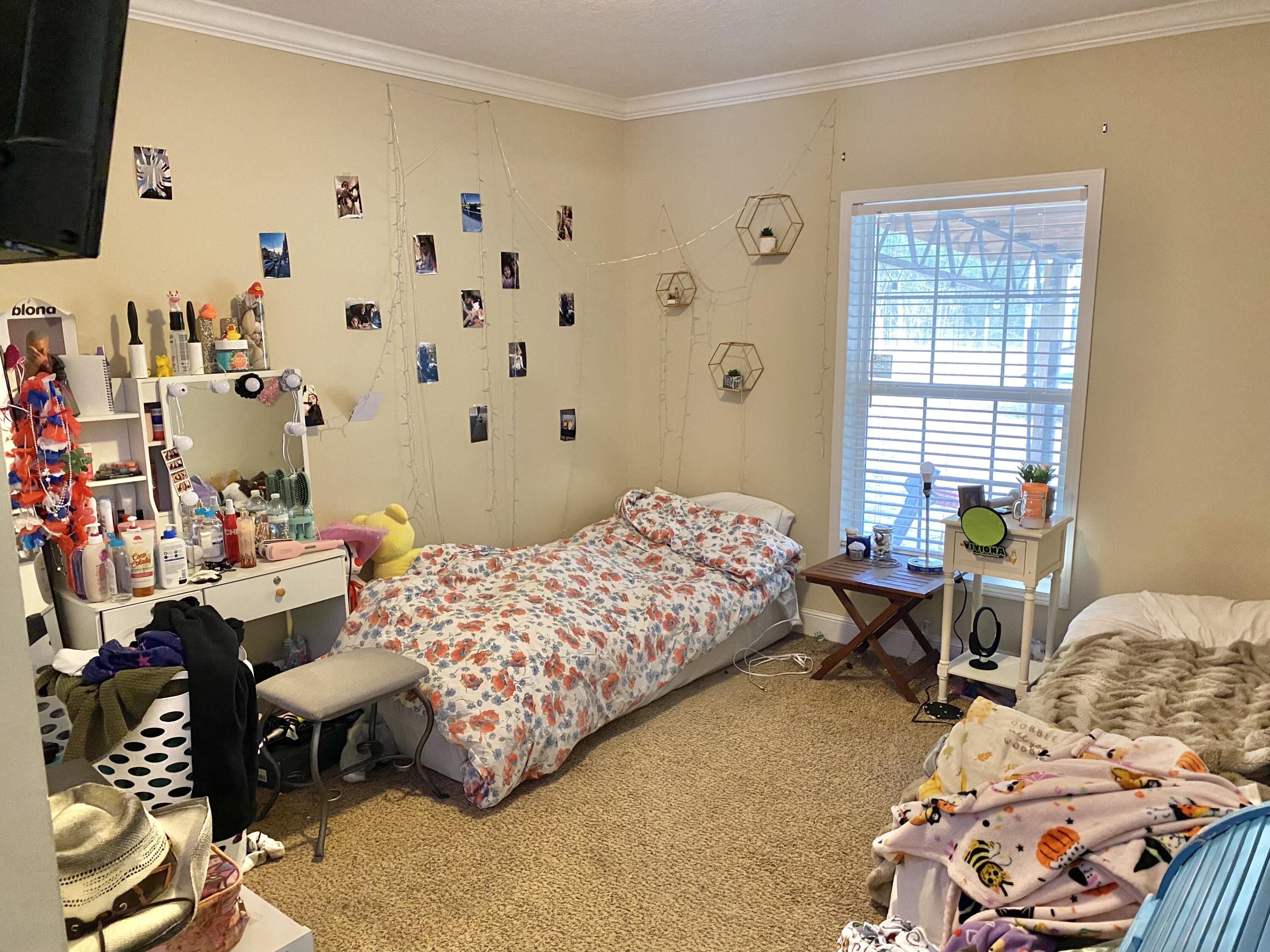 Juniper Lake Estates, Unit 6 of Oakwood Hills - Residential