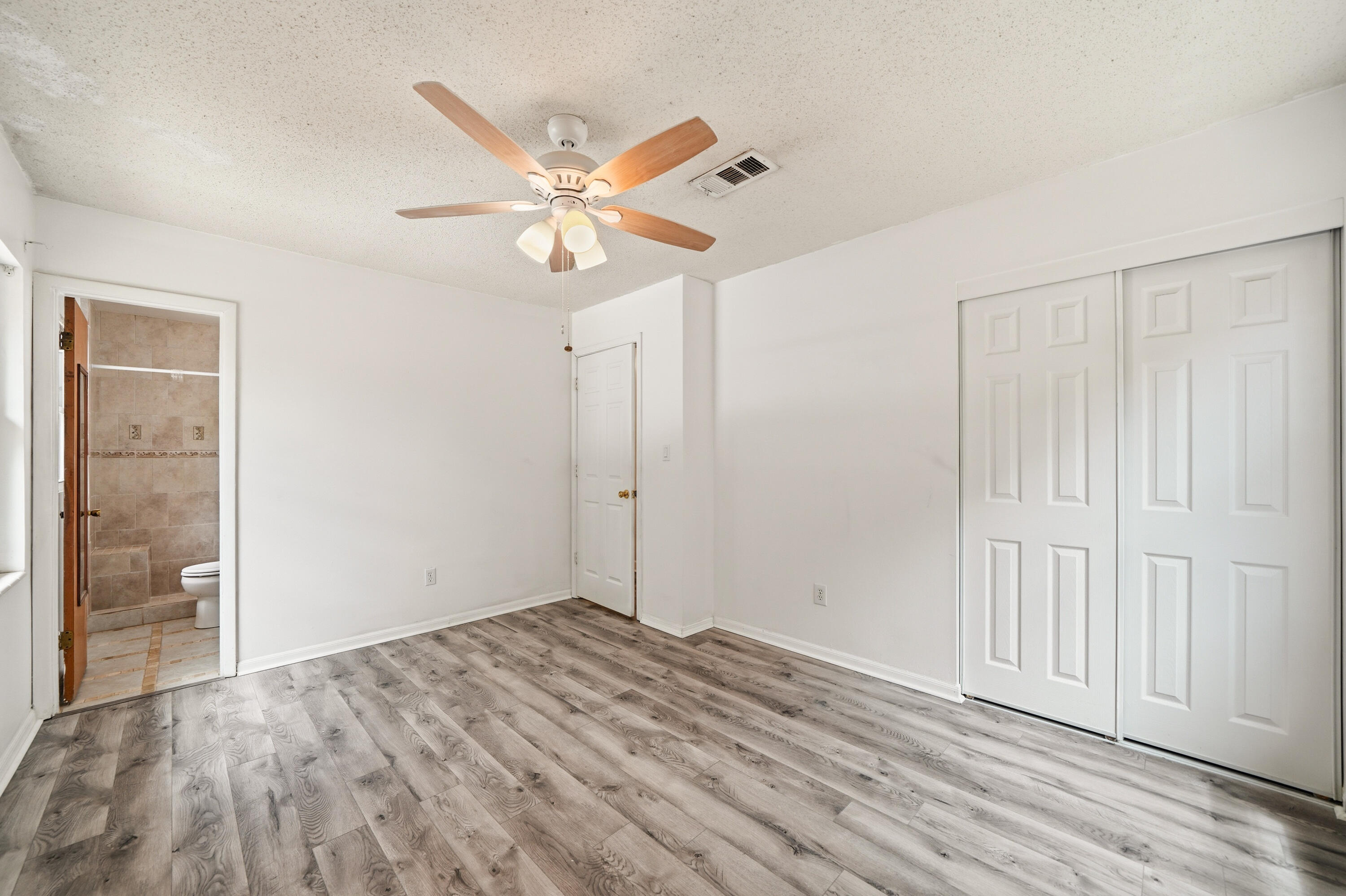 CAROL ANNE MANOR 1ST ADDN - Residential