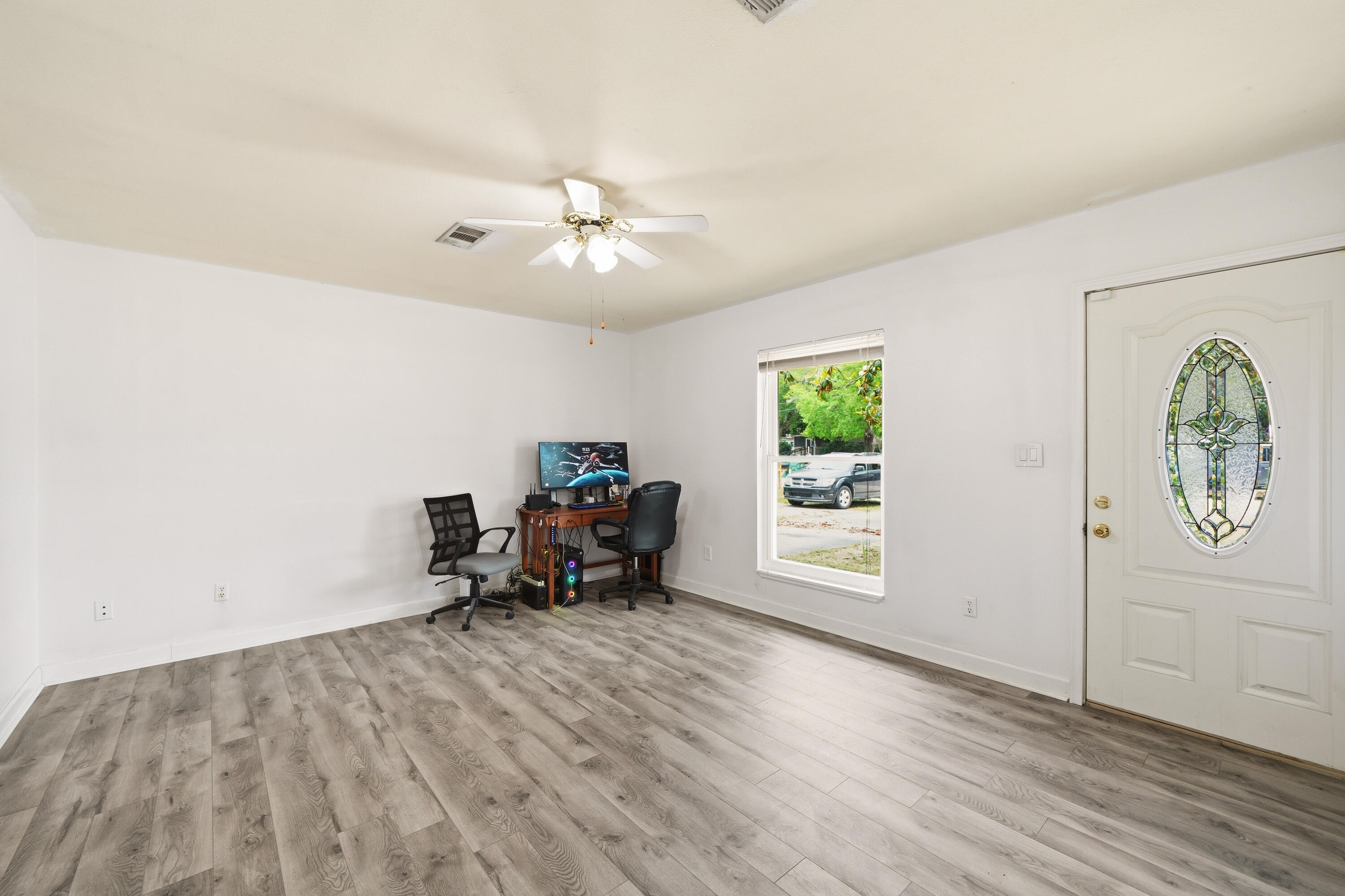 CAROL ANNE MANOR 1ST ADDN - Residential