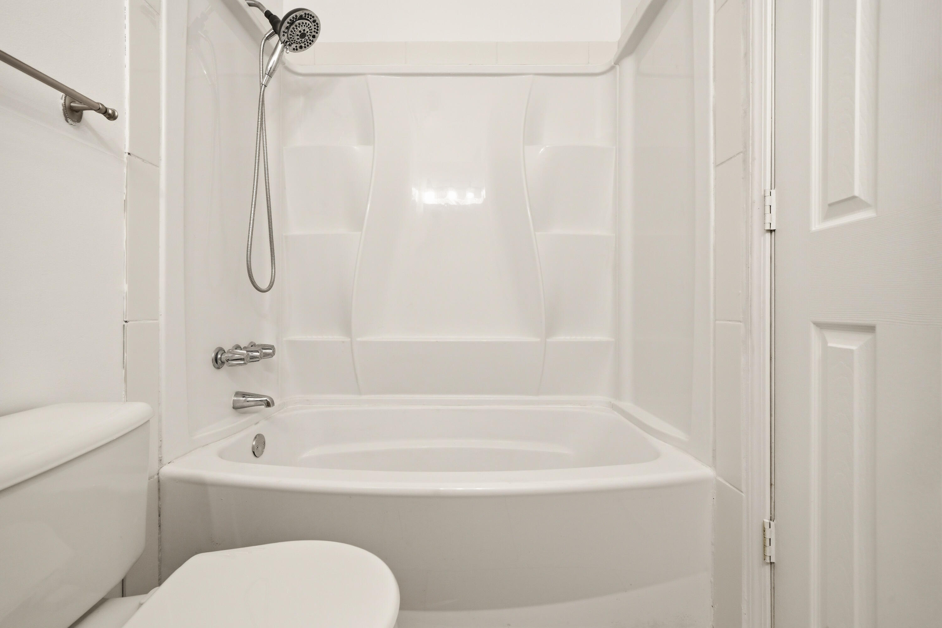 CAROL ANNE MANOR 1ST ADDN - Residential