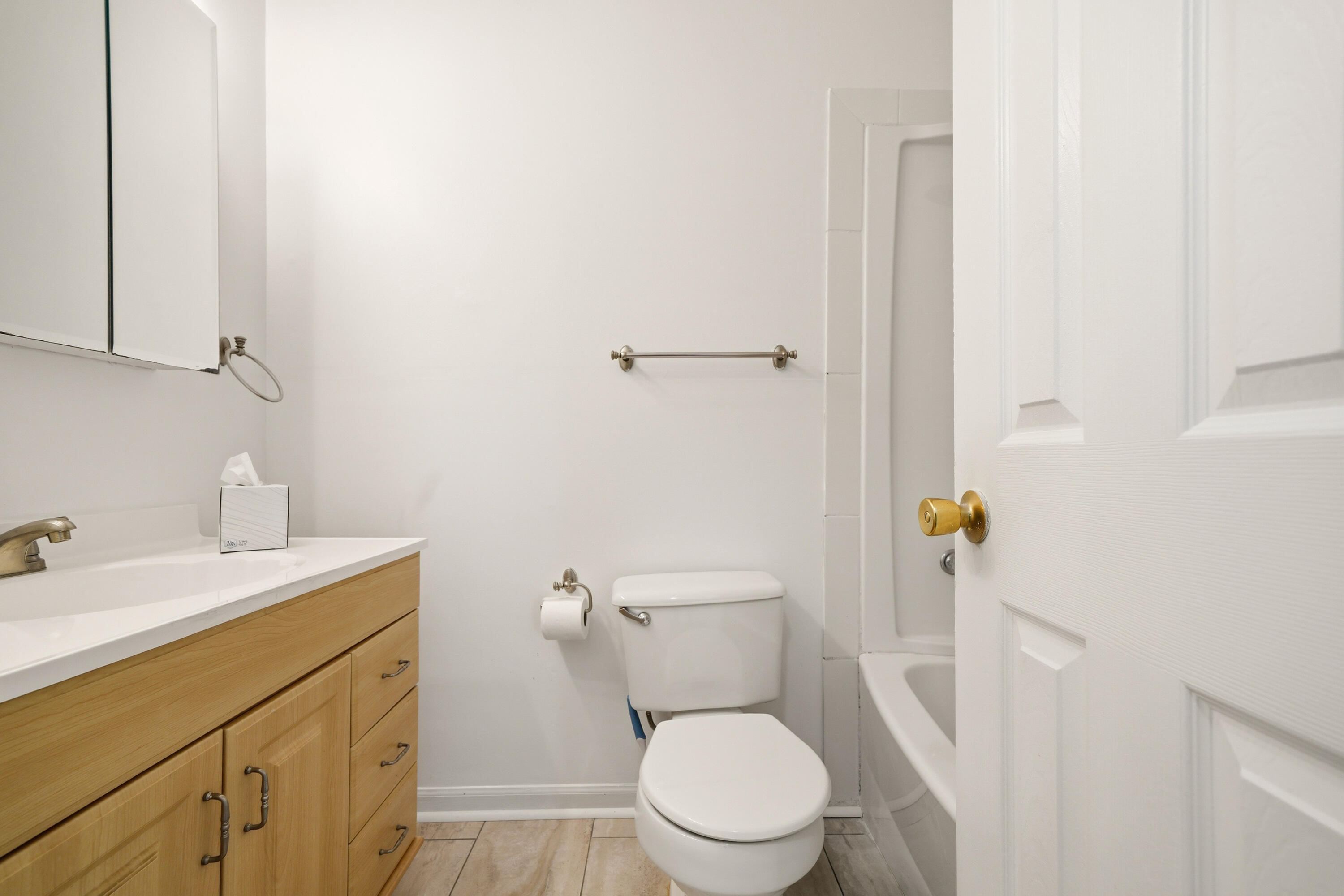 CAROL ANNE MANOR 1ST ADDN - Residential