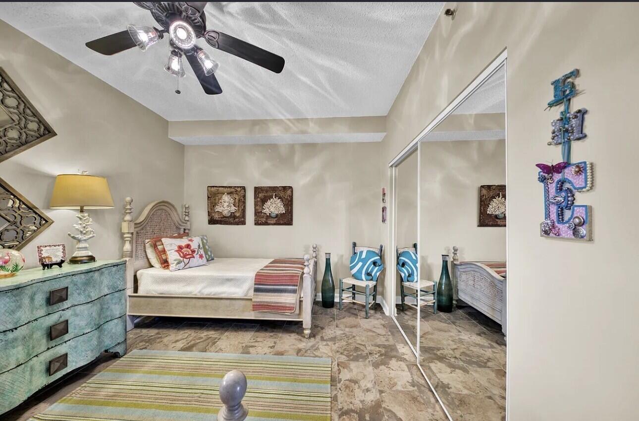 SUMMIT AT TOPS'L (THE) - Residential