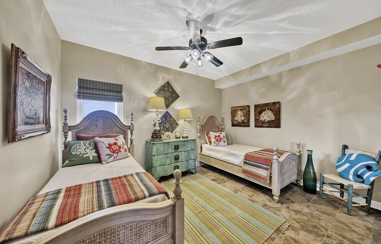 SUMMIT AT TOPS'L (THE) - Residential