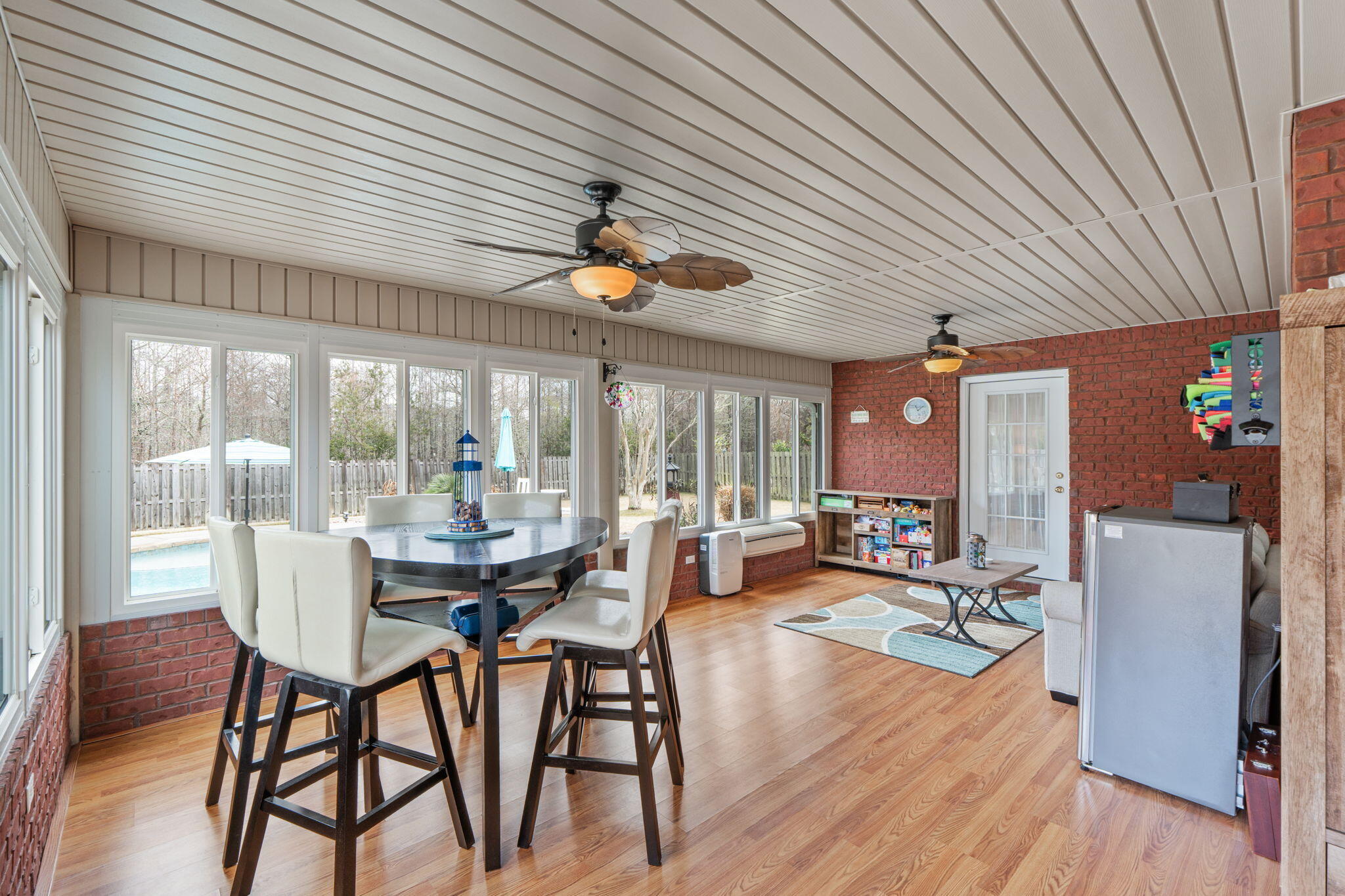 WOODLAWN HEIGHTS - Residential