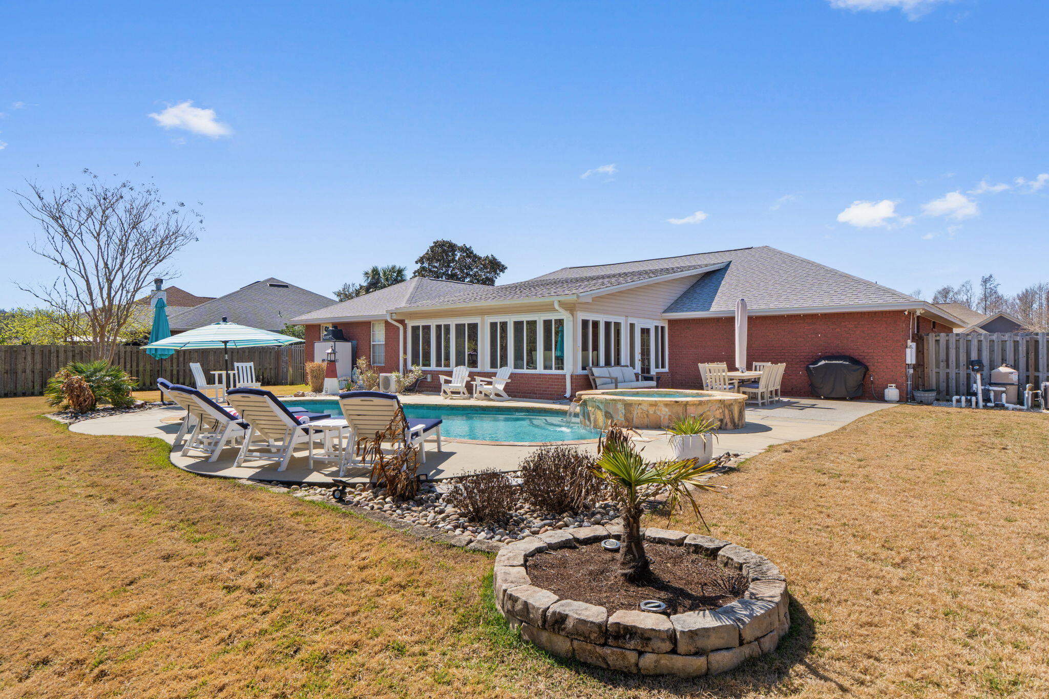 WOODLAWN HEIGHTS - Residential