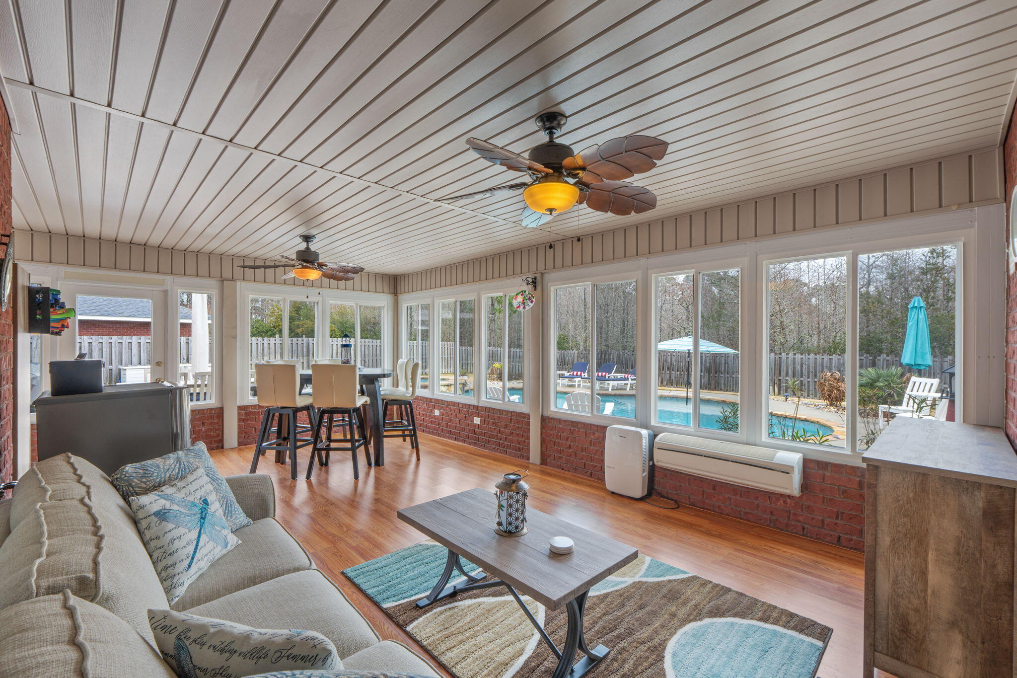 WOODLAWN HEIGHTS - Residential