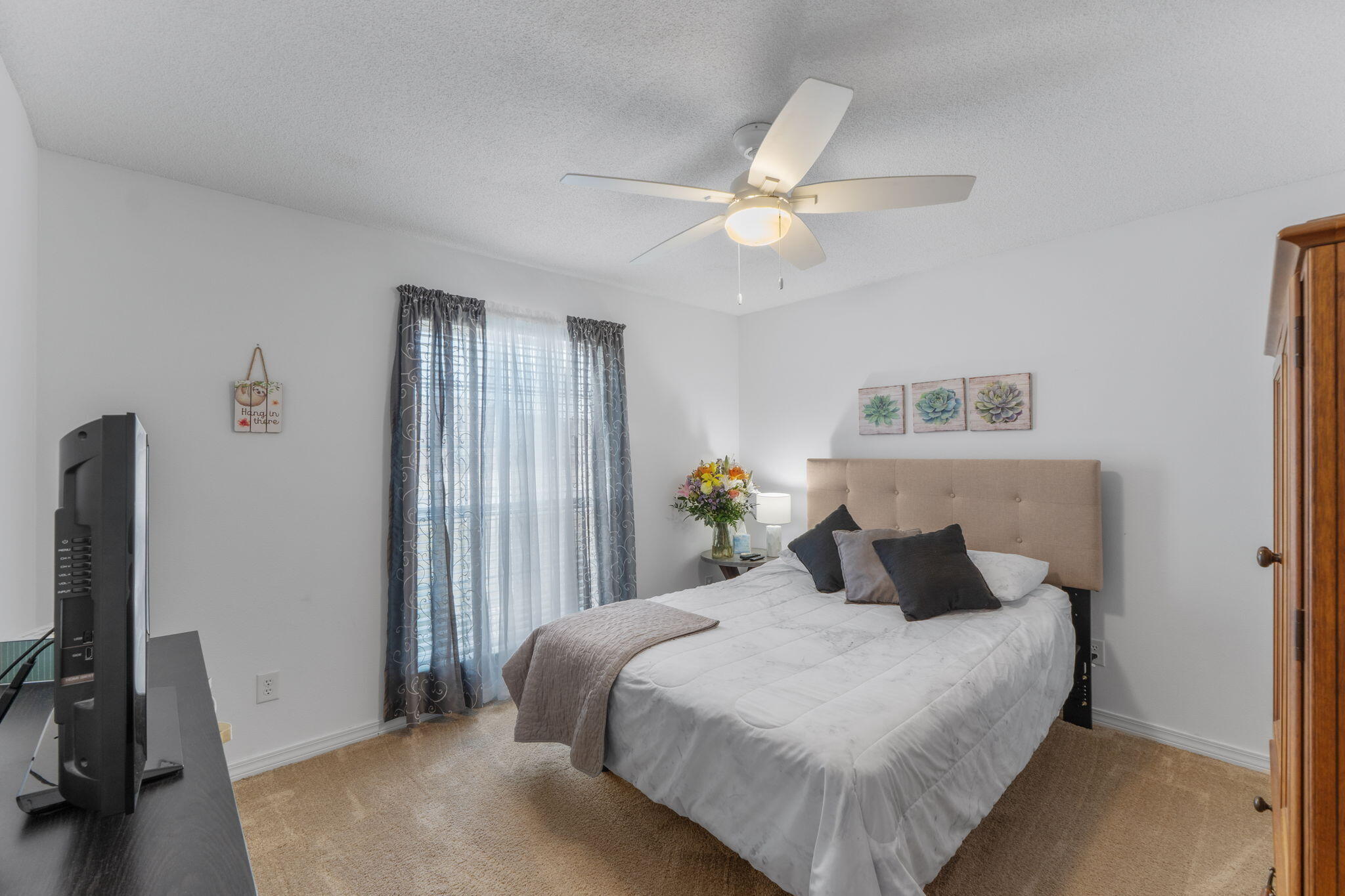 WOODLAWN HEIGHTS - Residential