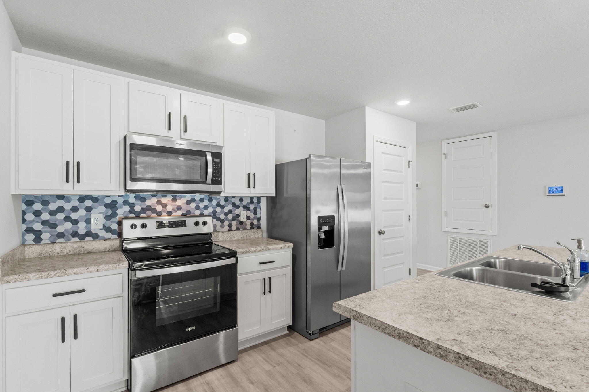 6400 Bellavia Lane
