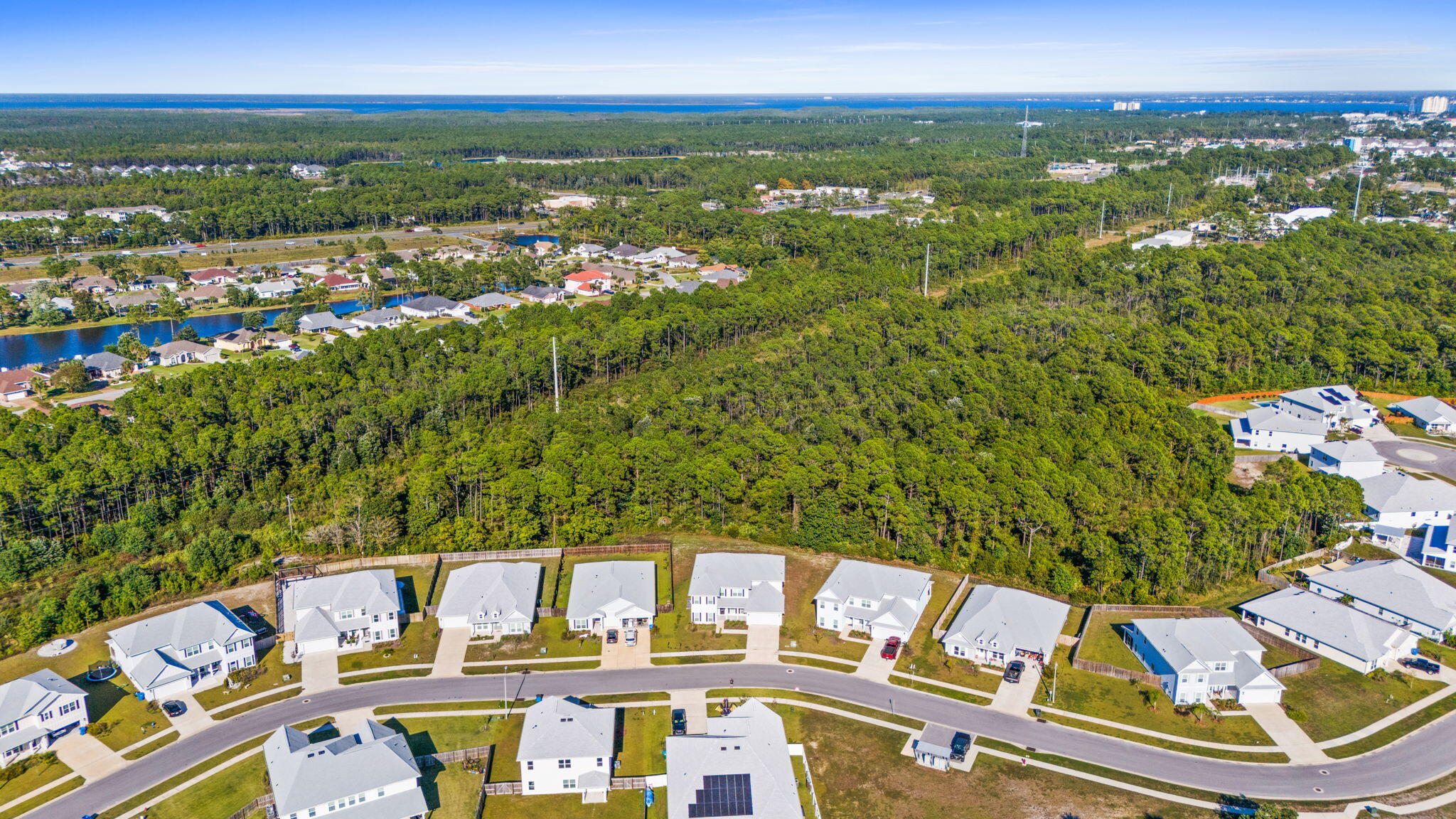 TIERRA VERDE - Residential