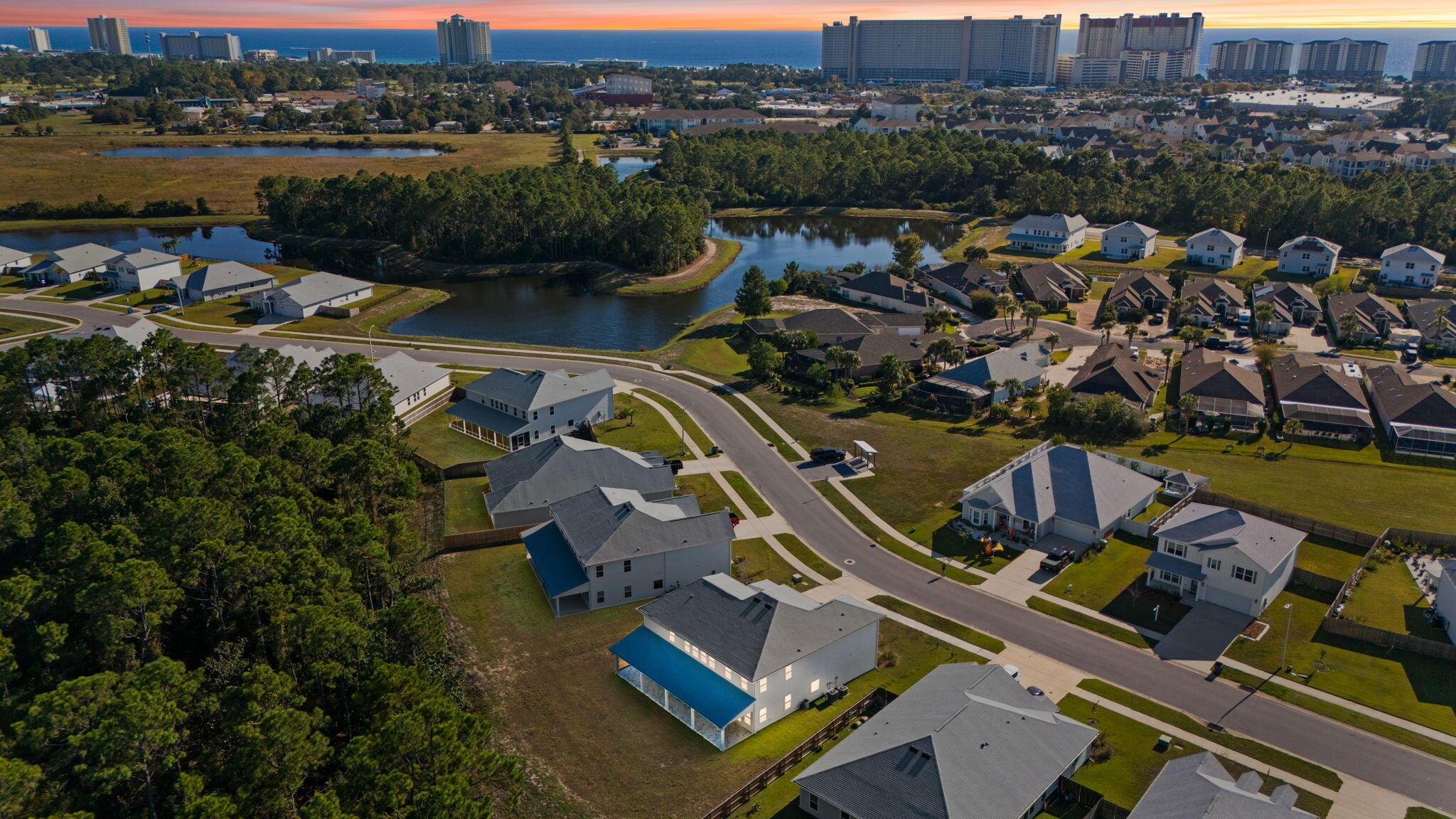 TIERRA VERDE - Residential