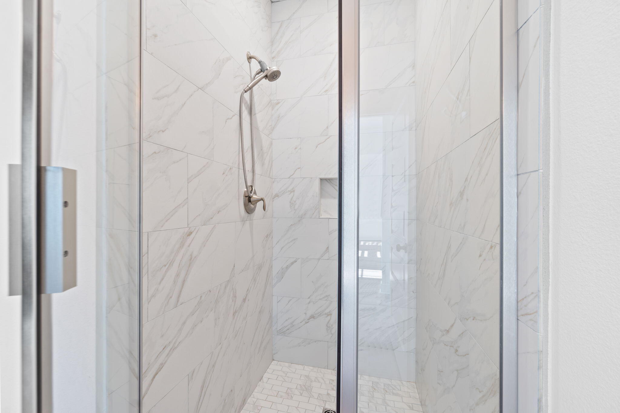 TIERRA VERDE - Residential