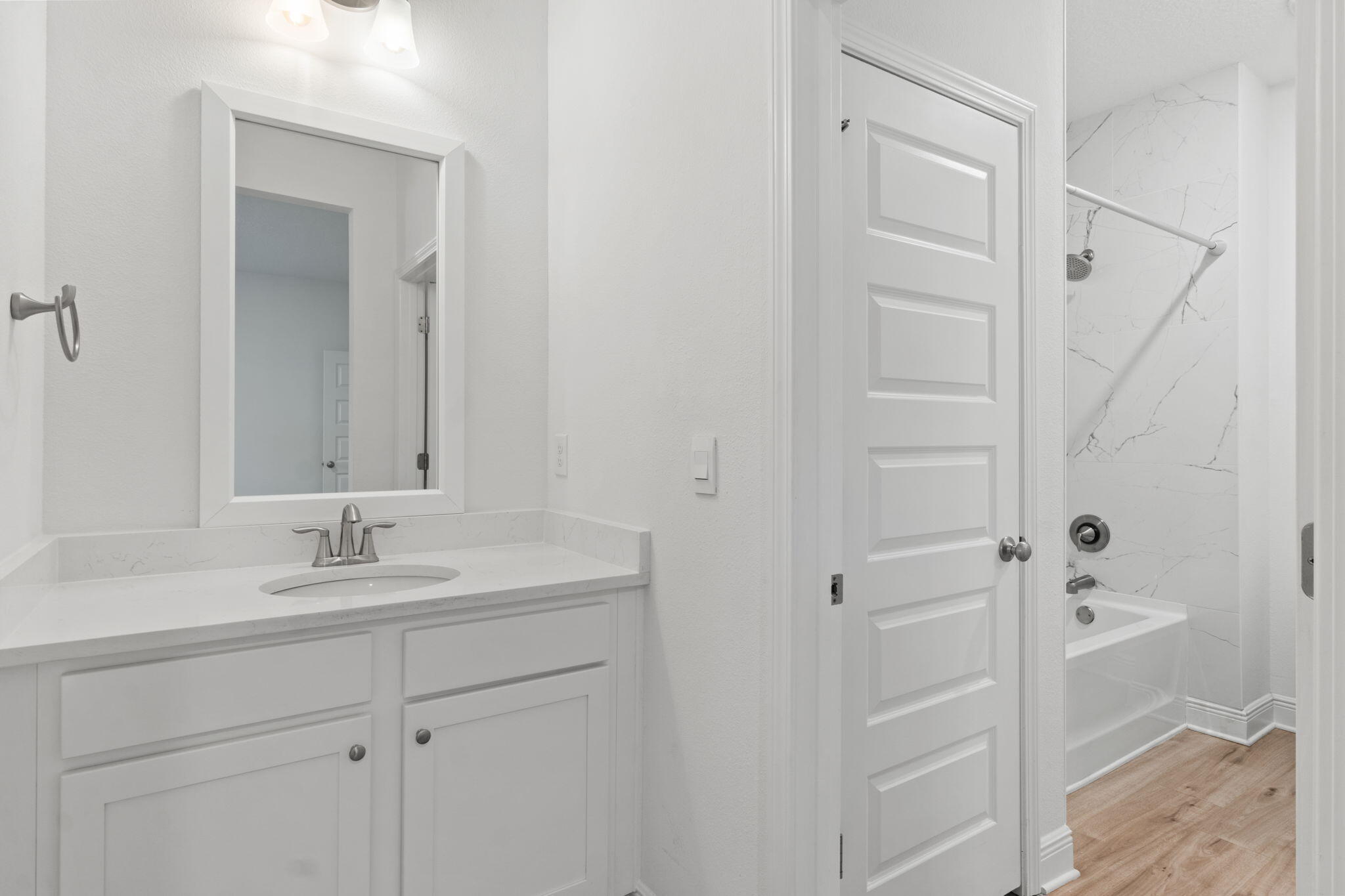 TIERRA VERDE - Residential