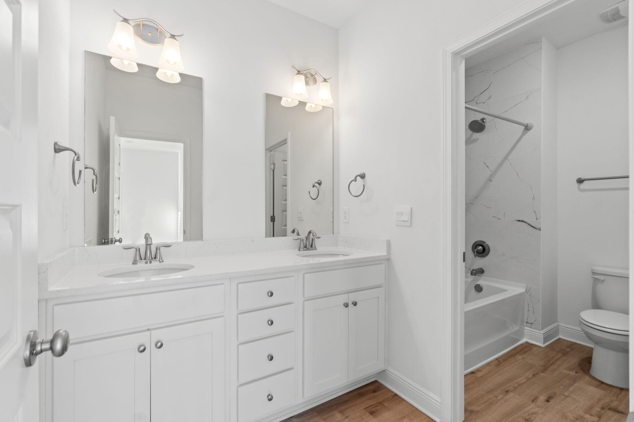 TIERRA VERDE - Residential