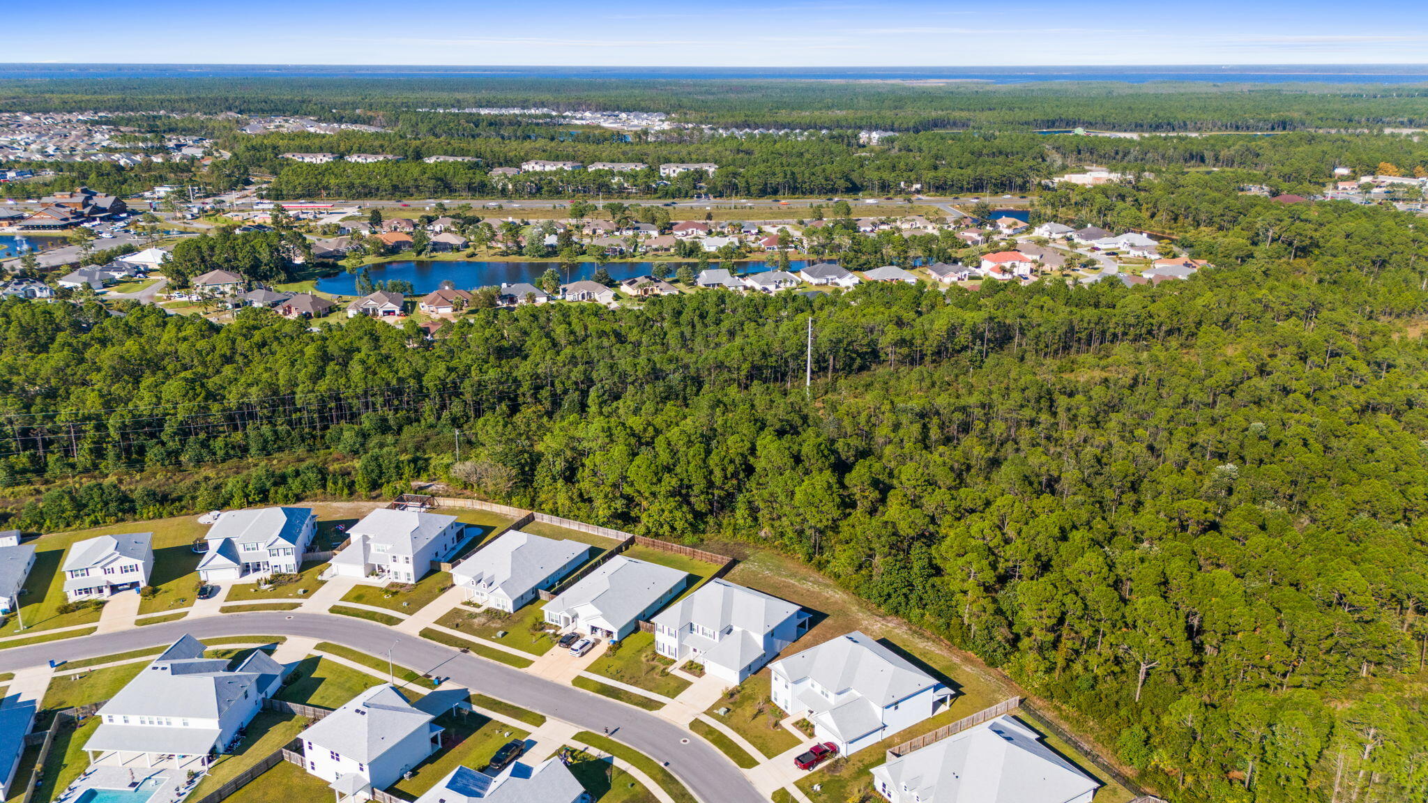 TIERRA VERDE - Residential