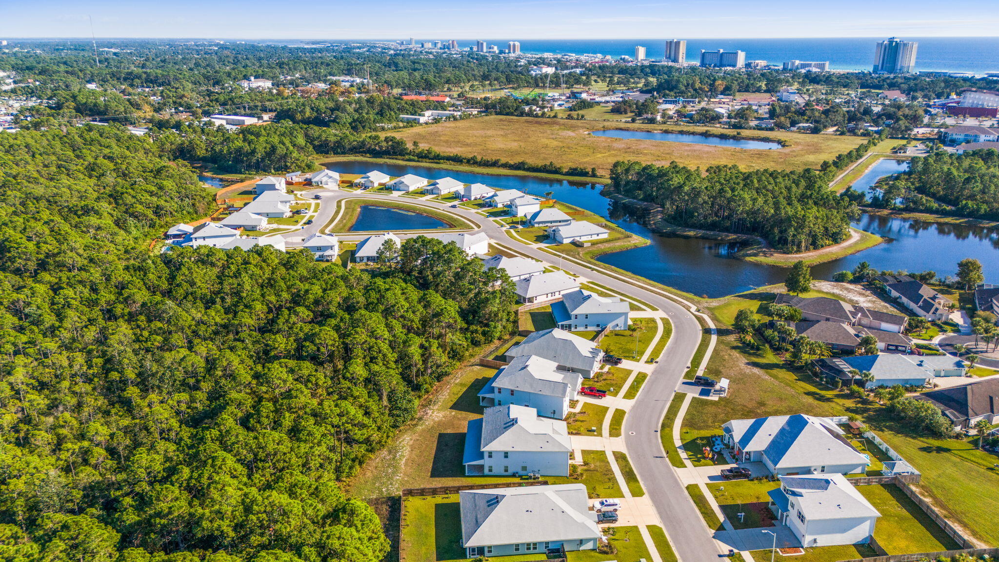 TIERRA VERDE - Residential