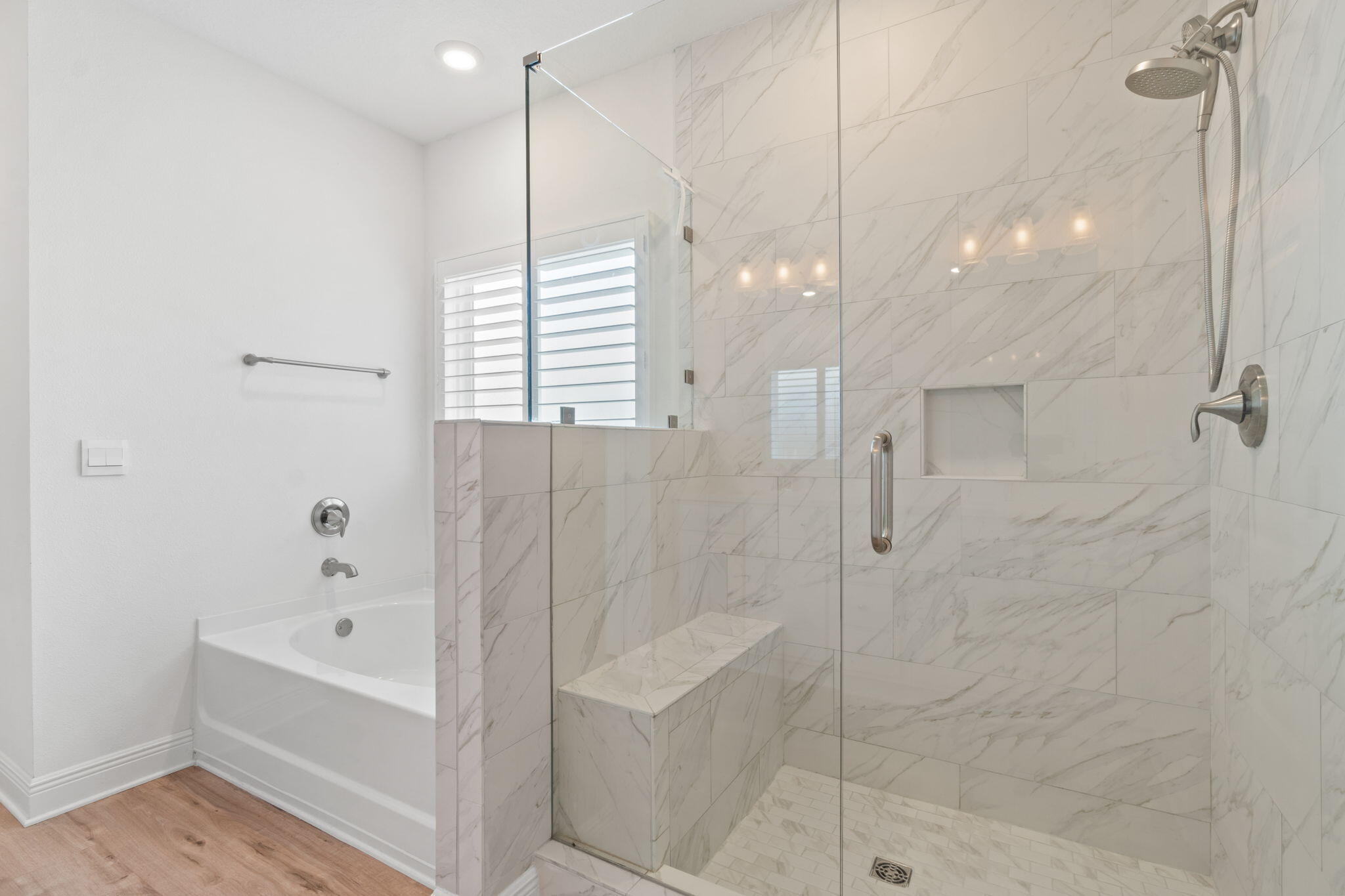 TIERRA VERDE - Residential