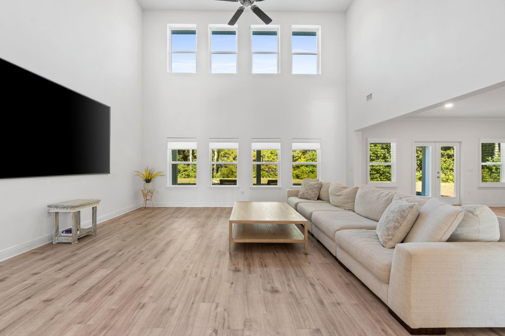 TIERRA VERDE - Residential