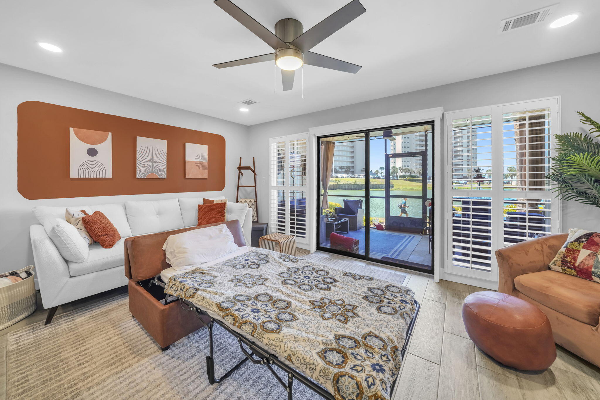 SEASCAPE CONDO PH 7 - Residential