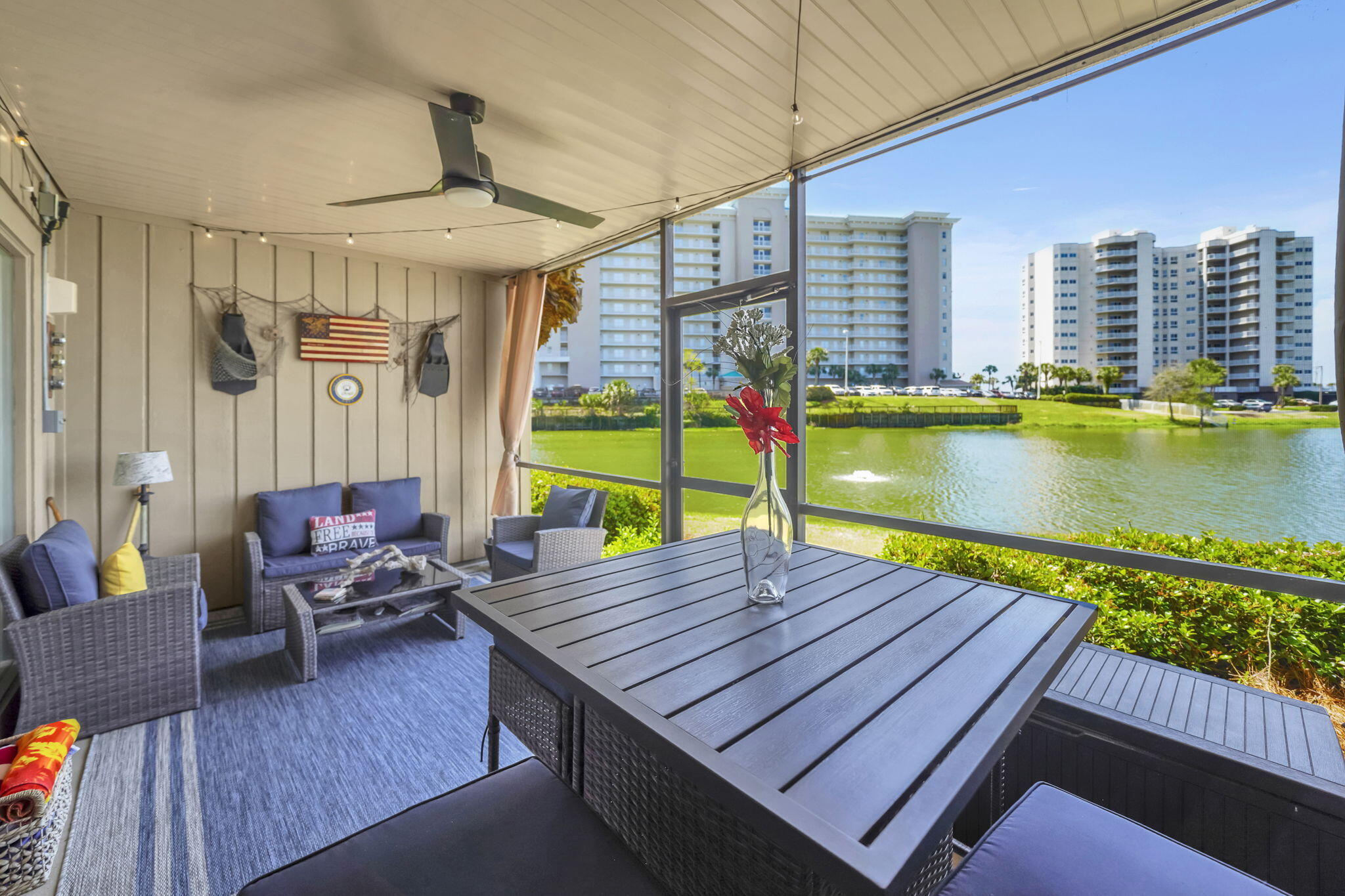 SEASCAPE CONDO PH 7 - Residential