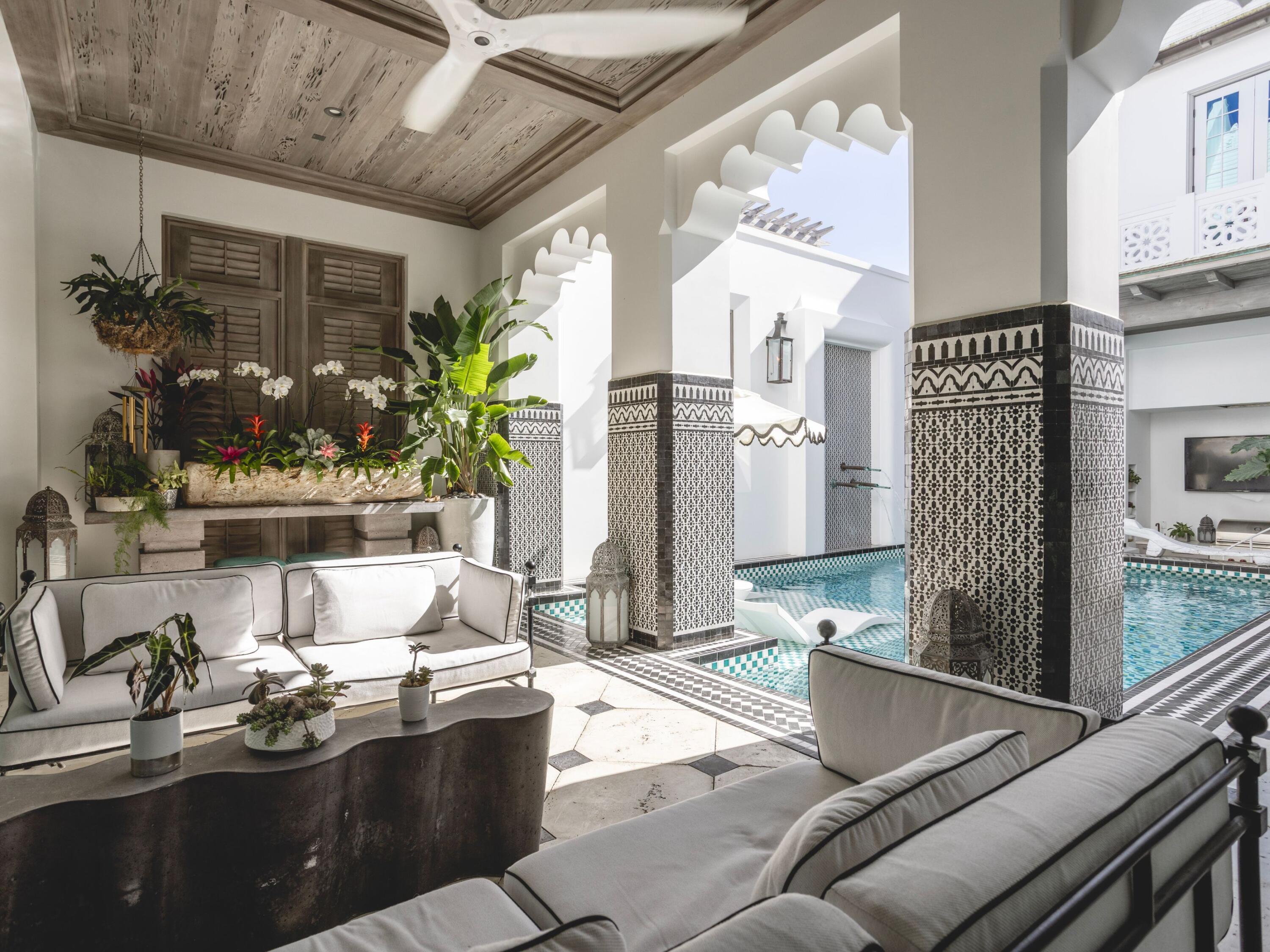 ALYS BEACH - Residential