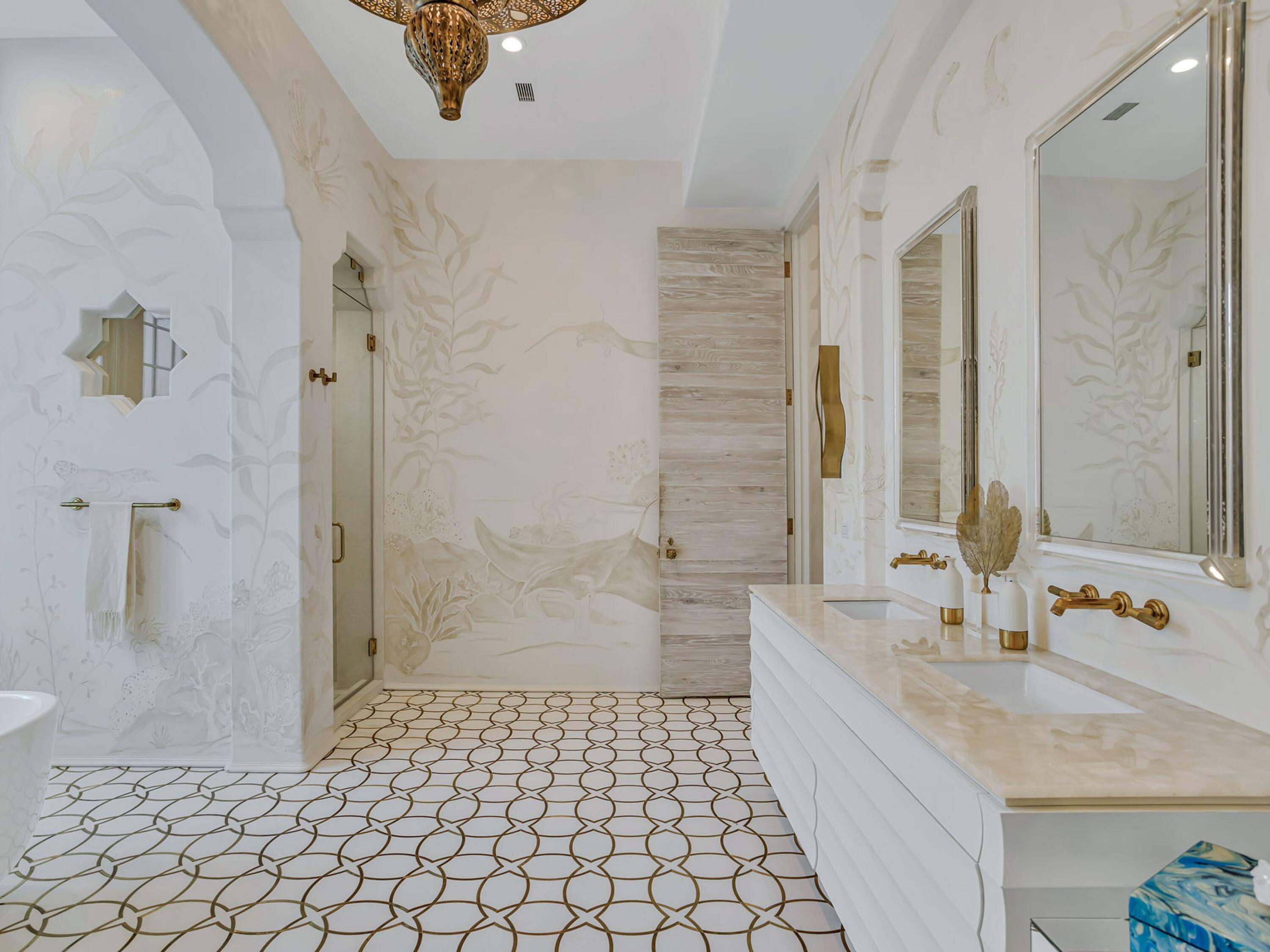 ALYS BEACH - Residential